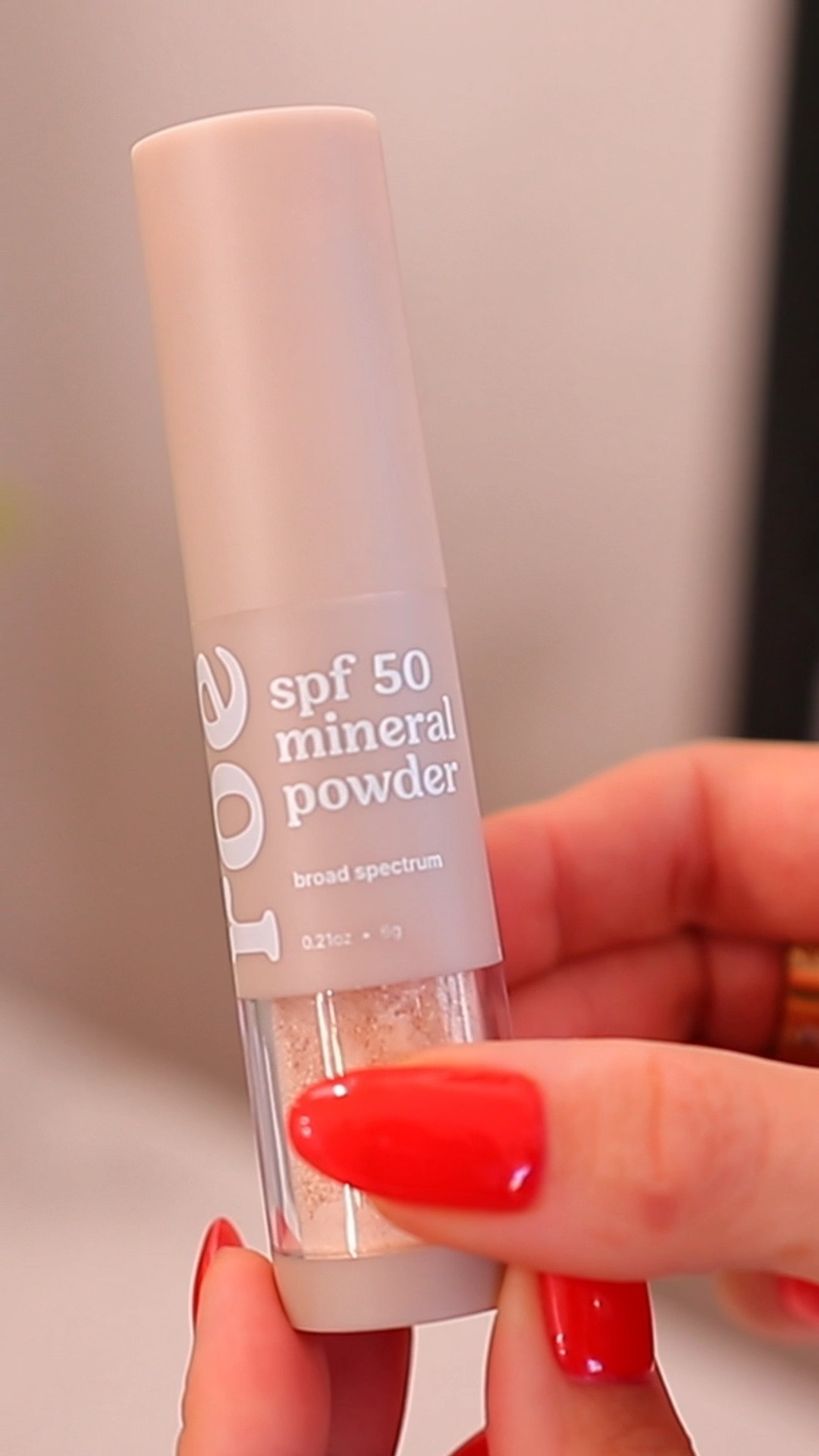 Love this Roe powder sunscreen brush!! Perfect to use on your face or to brush on your kids… the perfect size for travel

#LTKBeauty #LTKTravel