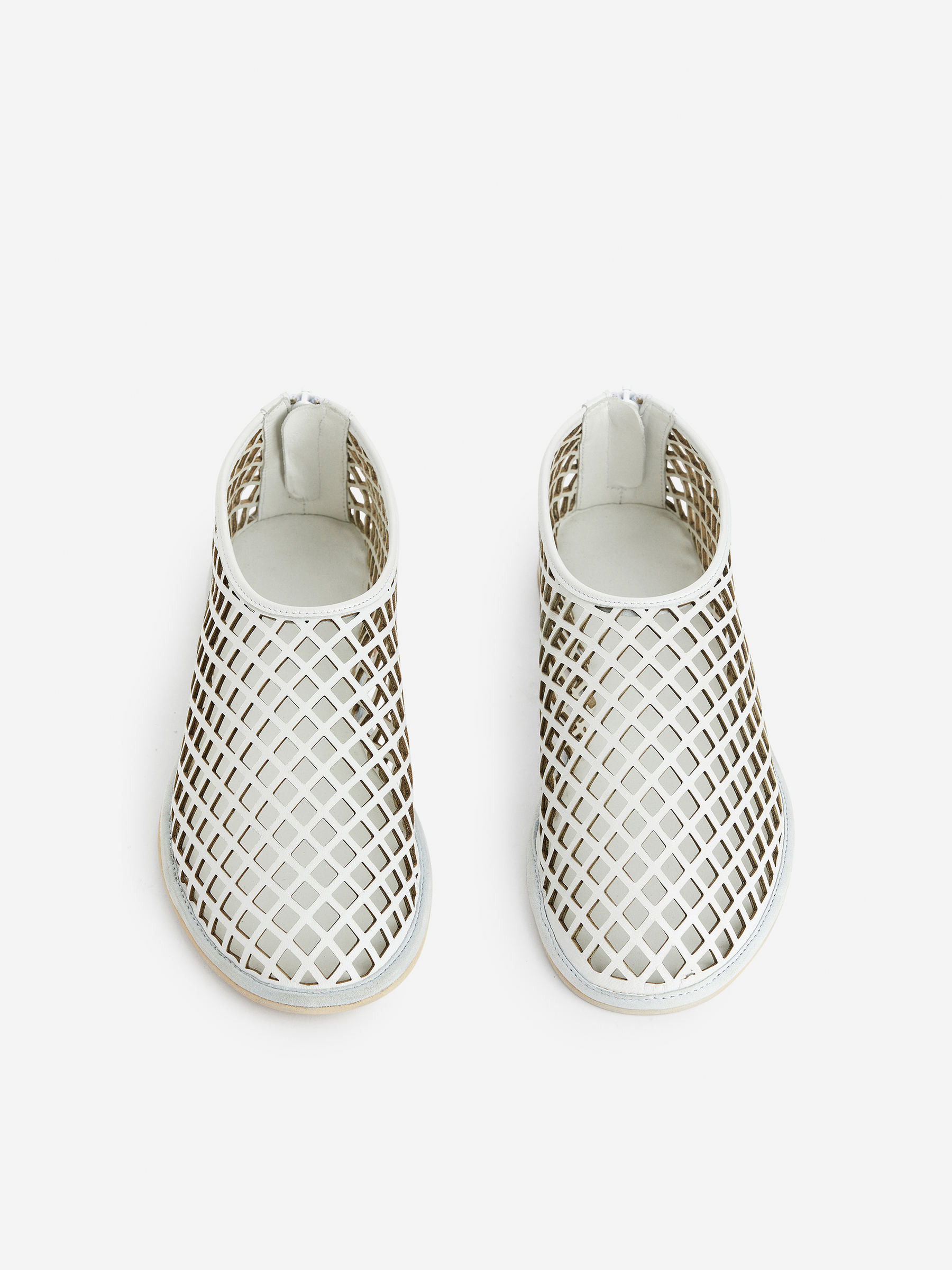 Cut-Out Leather Flats – White – Women – ARKET GB | Arket UK