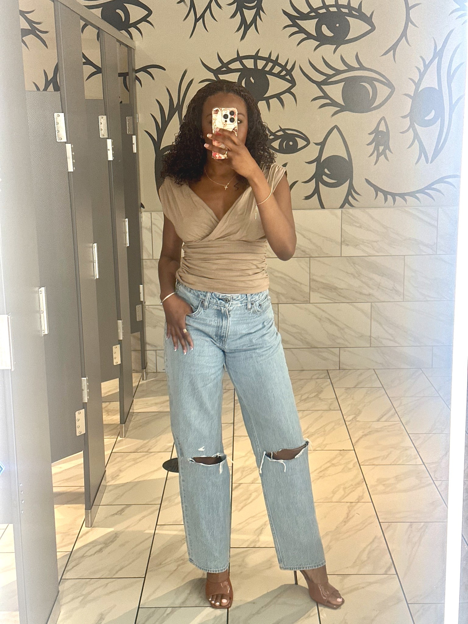 Abercrombie & Fitch outfit check for a casual night out  