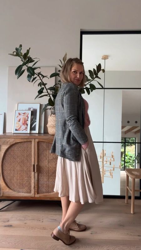 Checked blazer and a nude skirt with pockets, paired with nude brogues and a cosy knit #autumnstyle #autumnoutfits 

#LTKSeasonal #LTKunder100 #LTKeurope
