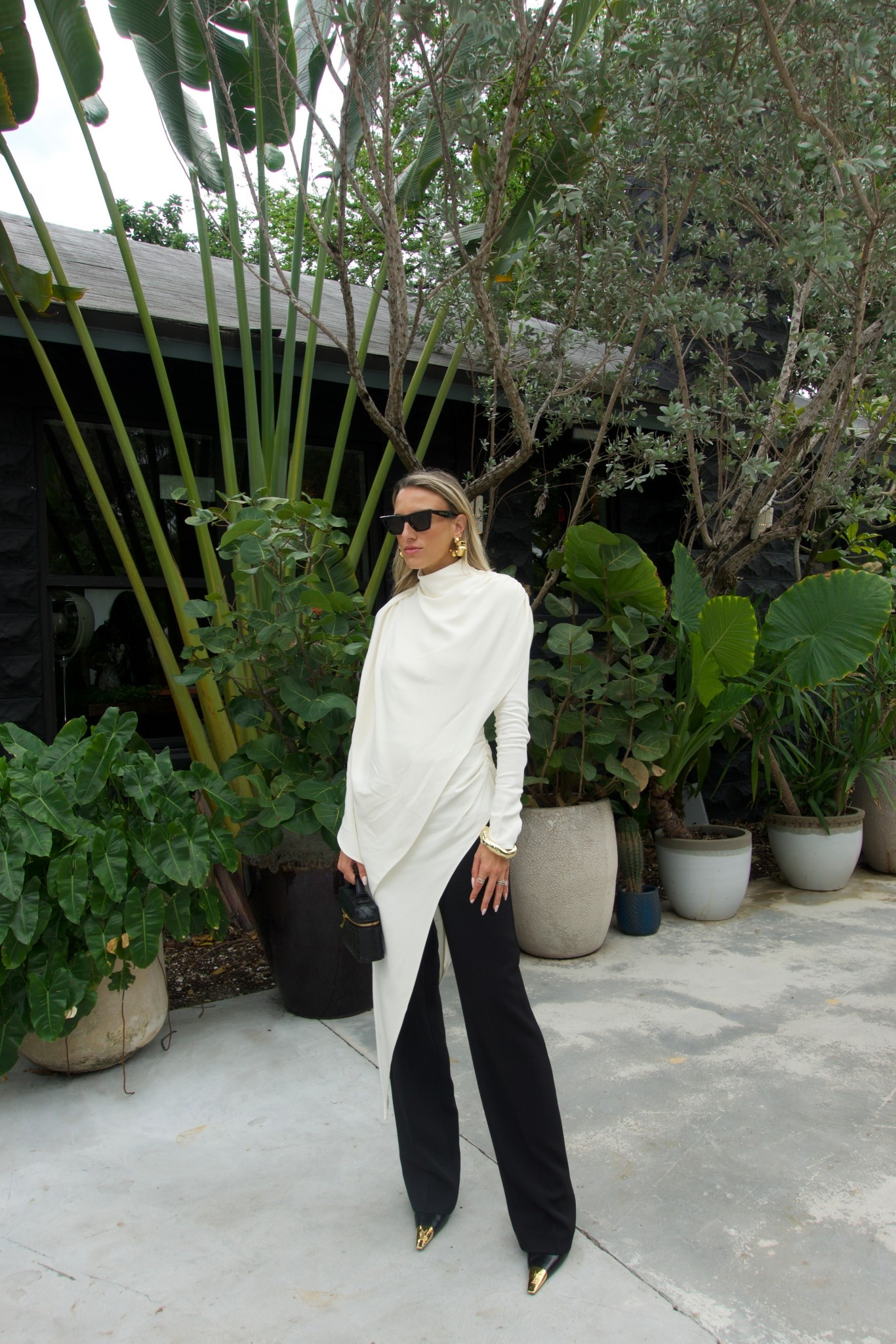 An artful moment in Helsa, Eaves trousers and Saint Laurent pumps ✨ Honored to host an Art Week event with Nelly Rojas Fine Jewelry.

———

Helsa top, Eaves trousers, Saint Laurent pumps, Nelly Rojas Fine Jewelry, Art Week style, Miami Art Week, event outfit, sculptural top, minimalist fashion, black and white look, evening style, luxury fashion, chic outfit, statement jewelry, hosting look

#LTKHoliday #LTKgrwm #LTKootd