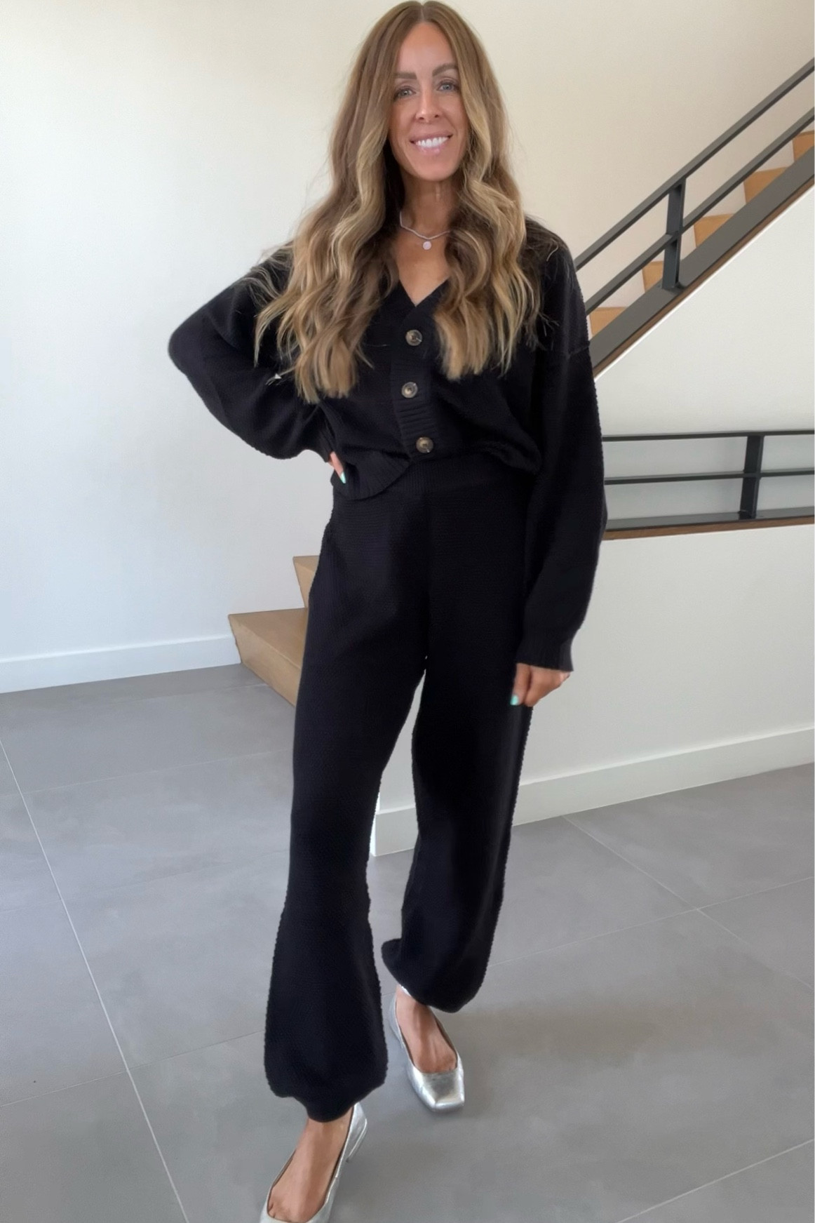 Obsessed with this sweater set! So comfy and can be dressed up or down. Wearing a small! Comes in a ton of colors!

#LTKSeasonal