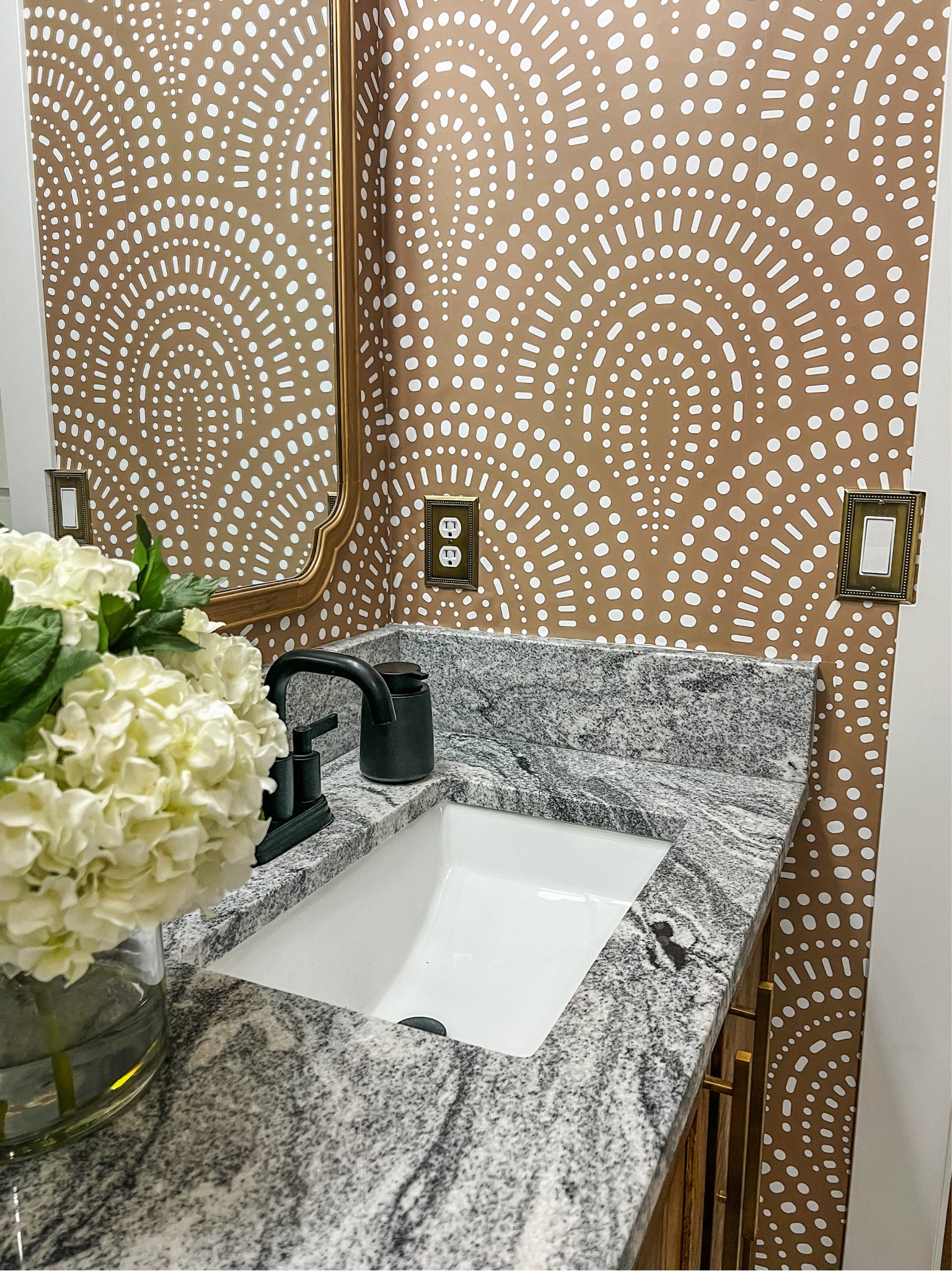 Home decor. Bathroom decor. Bathroom makeover. Amazon home. Amazon bathroom finds. Amazon finds  

#LTKfindsunder100 #LTKhome #LTKstyletip