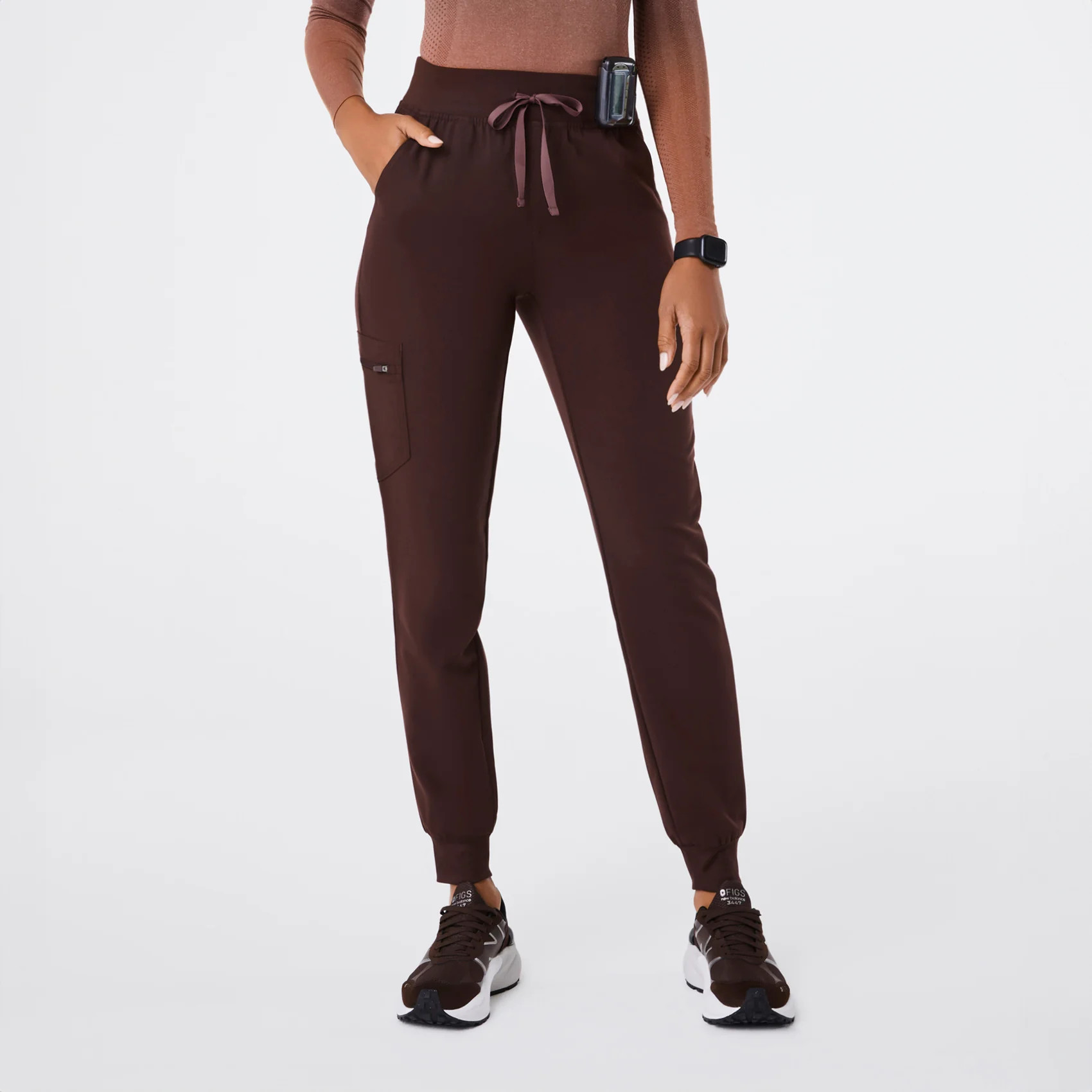 Women’s High Waisted Zamora Jogger Scrub Pants™ - Espresso · FIGS | FIGS