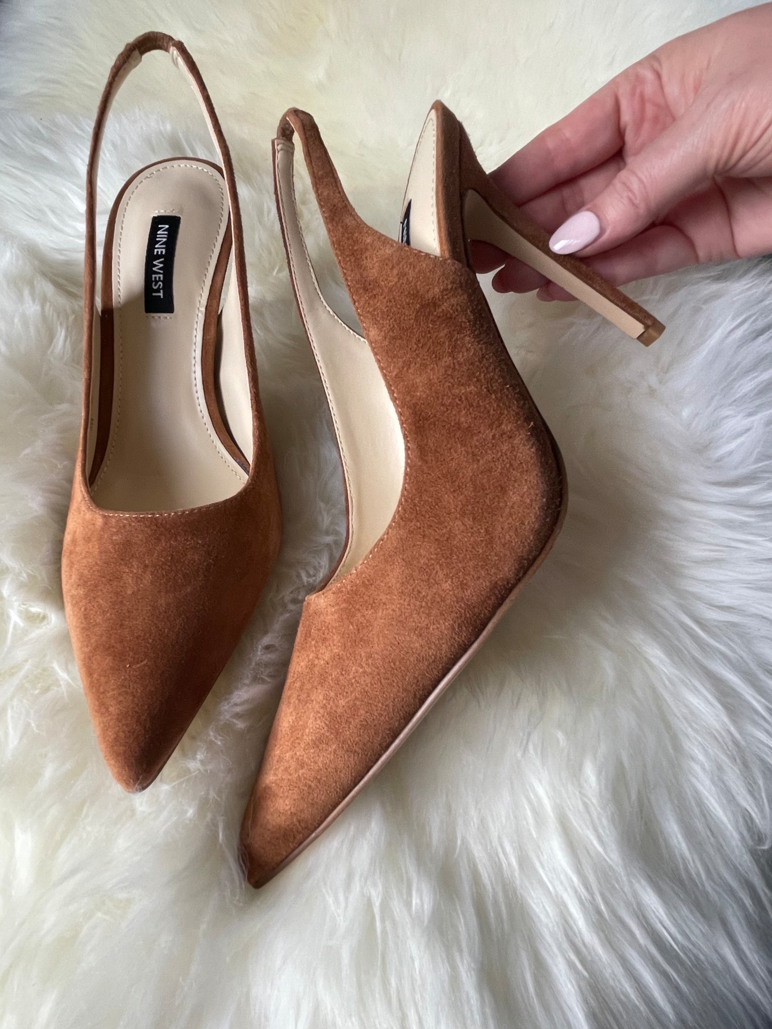 Light brown suede sling back heels

#LTKShoeCrush #LTKWorkwear #LTKGiftGuide