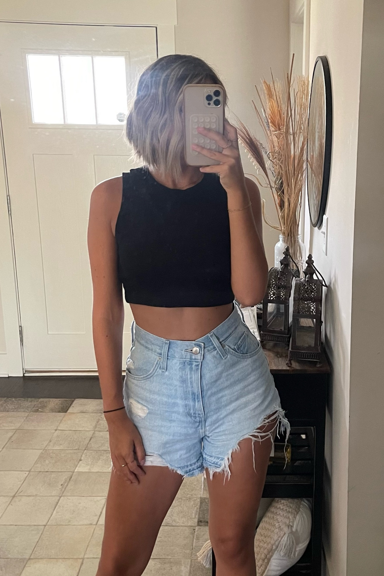 My favorite Levi’s shorts! 
•
Summer outfit, casual summer outfit, summer ootd, light wash denim shorts, denim shorts, simple summer outfit 

#LTKFind #LTKunder100 #LTKSeasonal