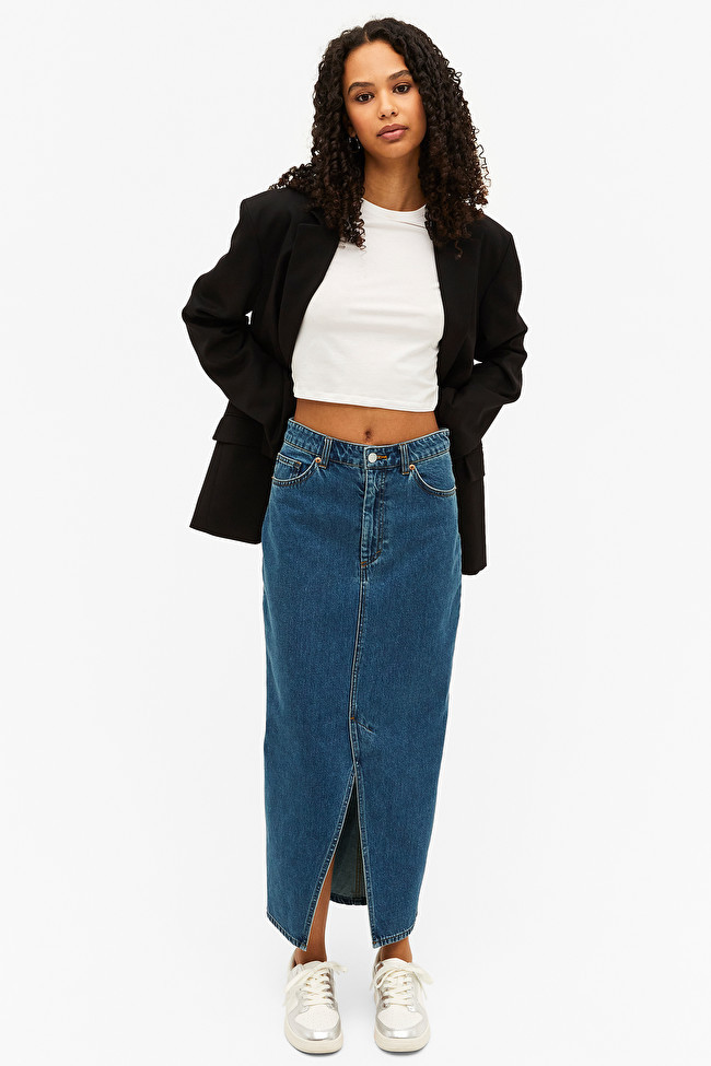 Classic blue denim midi skirt | Monki