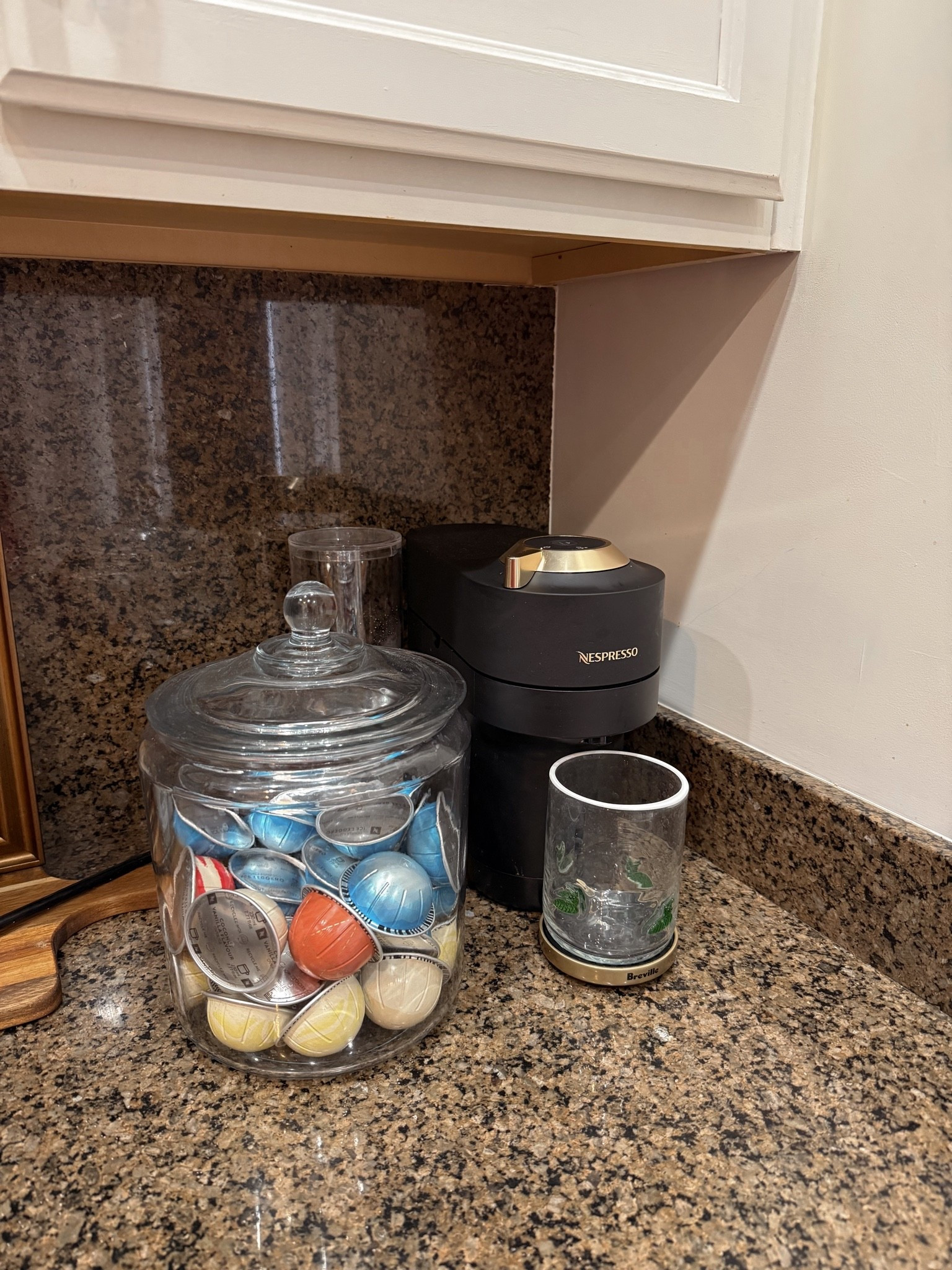 My coffee favorites

#LTKHome #LTKdayinmylife #LTKmorningroutine