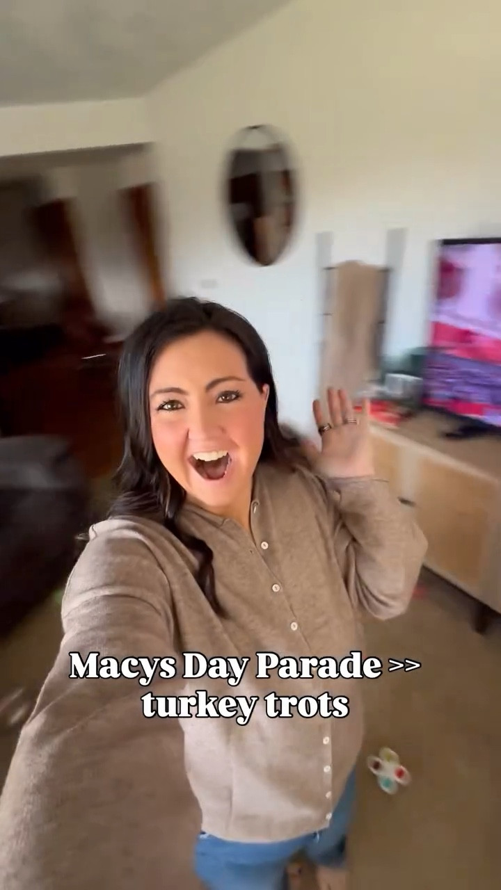 Some of us are turkey trotters & some of us are Macys Parade with a yummy breakfast — I’ll let you decide which we are!