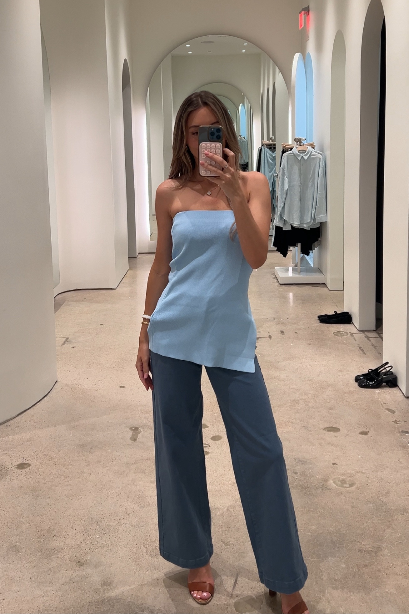 Summer outfit, summer pants, twill pants. I’m 5’6 and took the long length. 