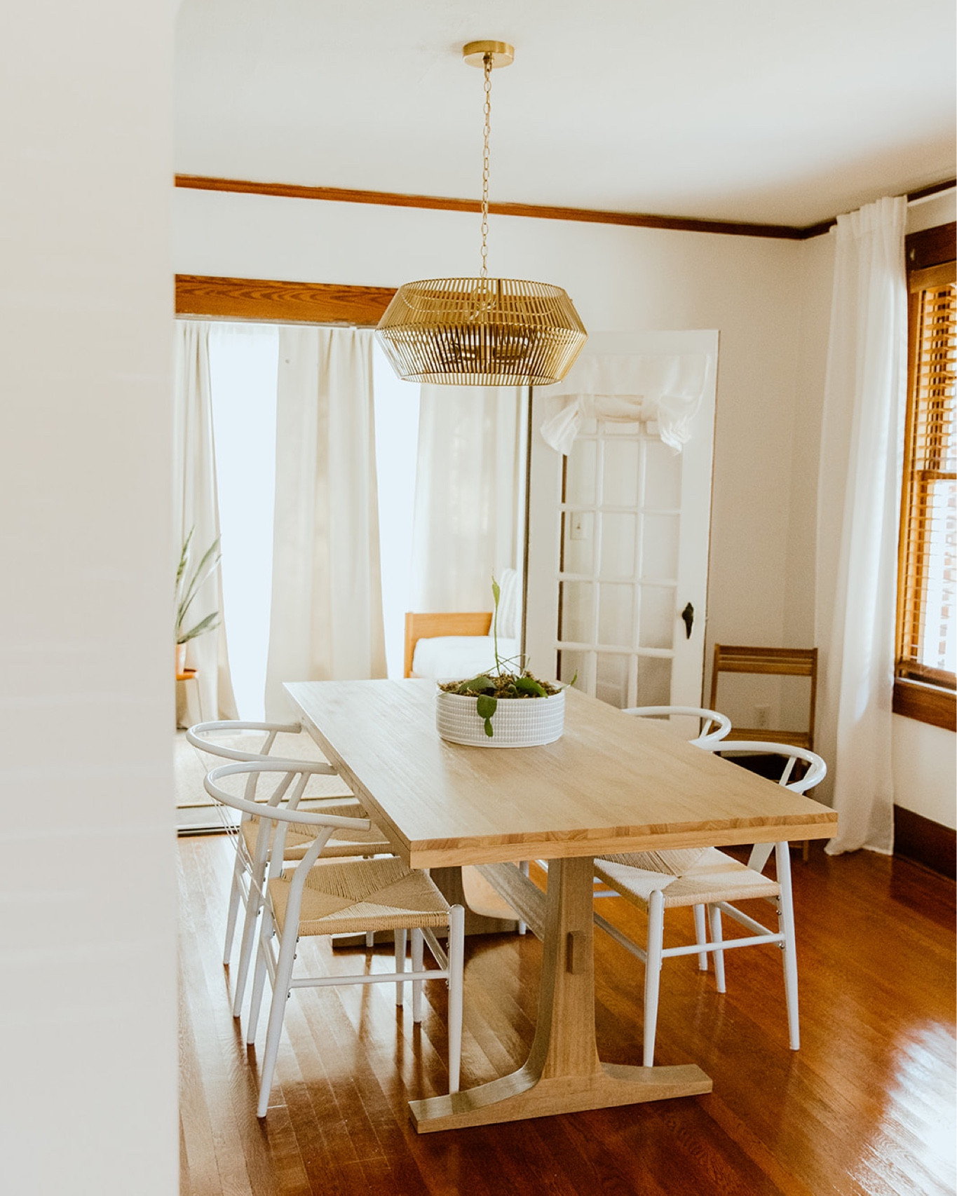 Coastal chic decor in Pensacola, Florida Airbnb 


#LTKfamily #LTKhome