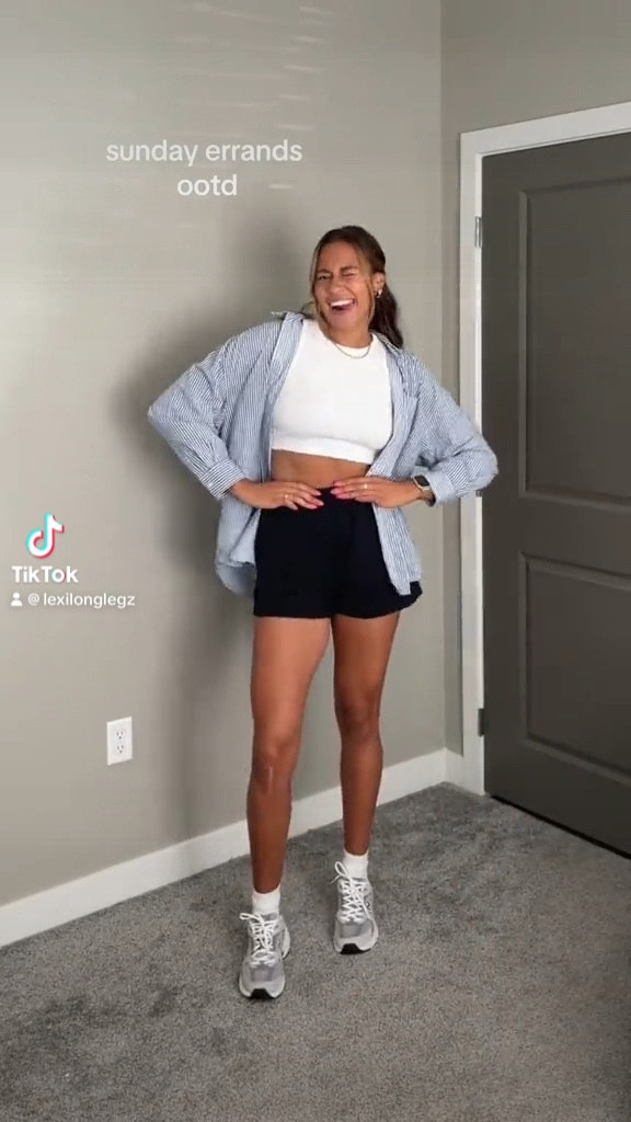 the perfect sunday errands outfit 🫶🏽 #oldnavy #errandsoutfit #newbalance530s #targetfinds #sneakers #summer2023

#LTKSeasonal #LTKshoecrush #LTKstyletip