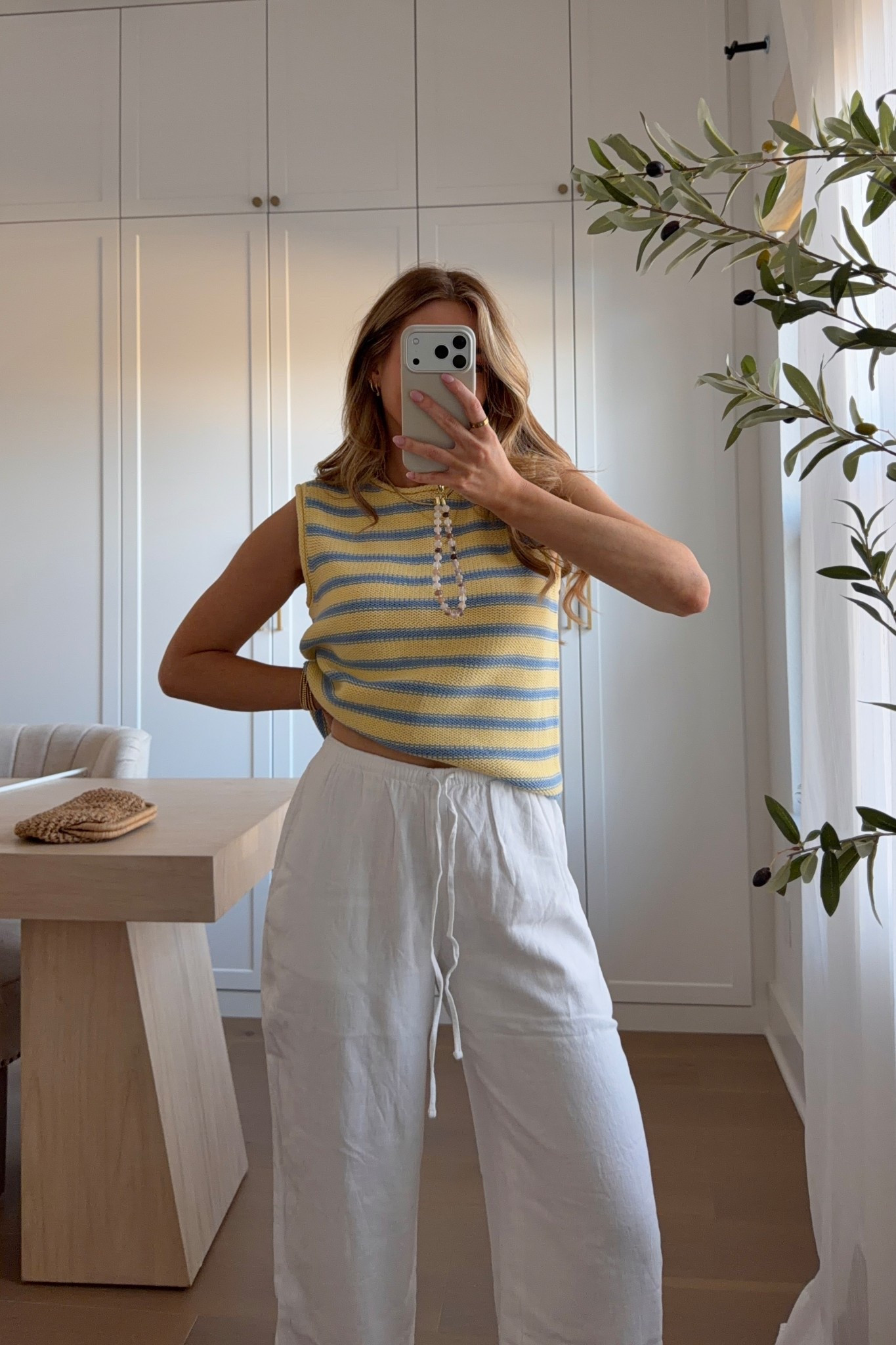 top: xs // pants: xs regular (i’m 5’3)