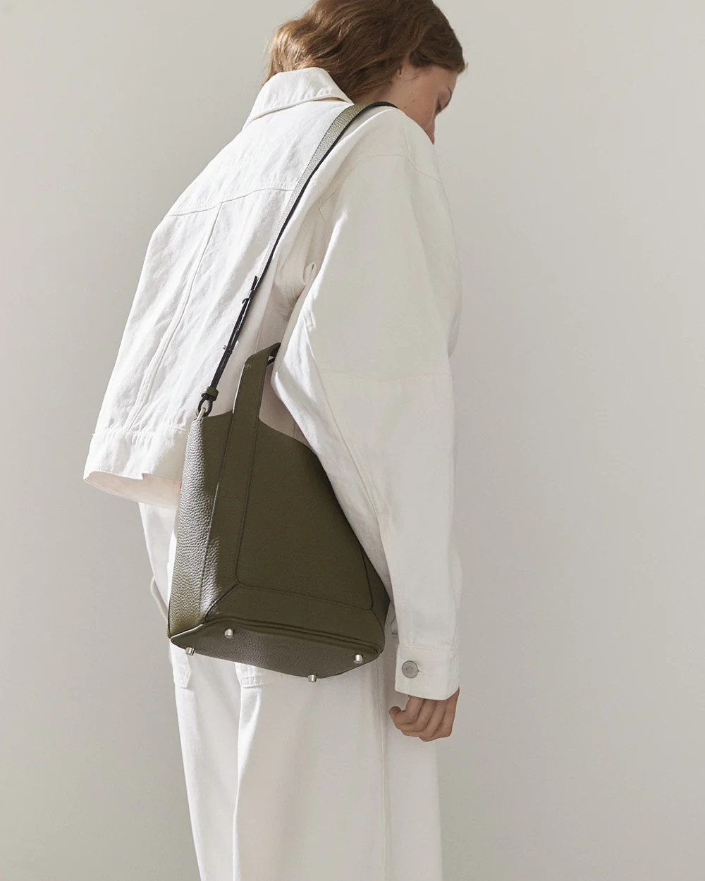 The Alexie Tote in Olive Leather | The Horse (US, AU, UK, NZ)