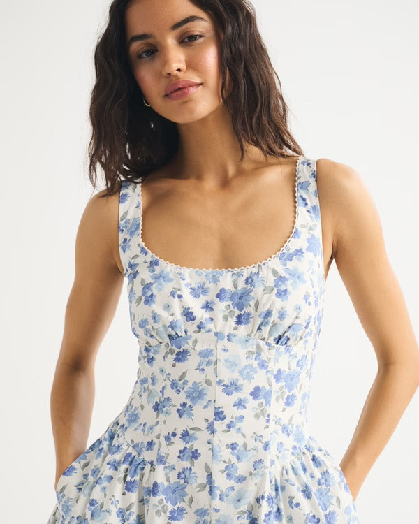 @abercrombie 😍 best selling dress now in a floral print!!

#LTKxAbercrombie #LTKootd #LTKgrwm