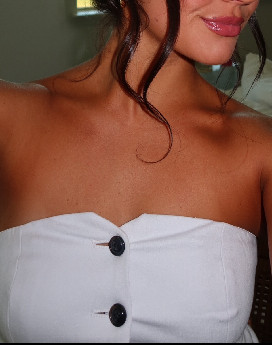 White tube top 🫶🏻

#LTKFallSale #LTKStyleTip #LTKFindsUnder100