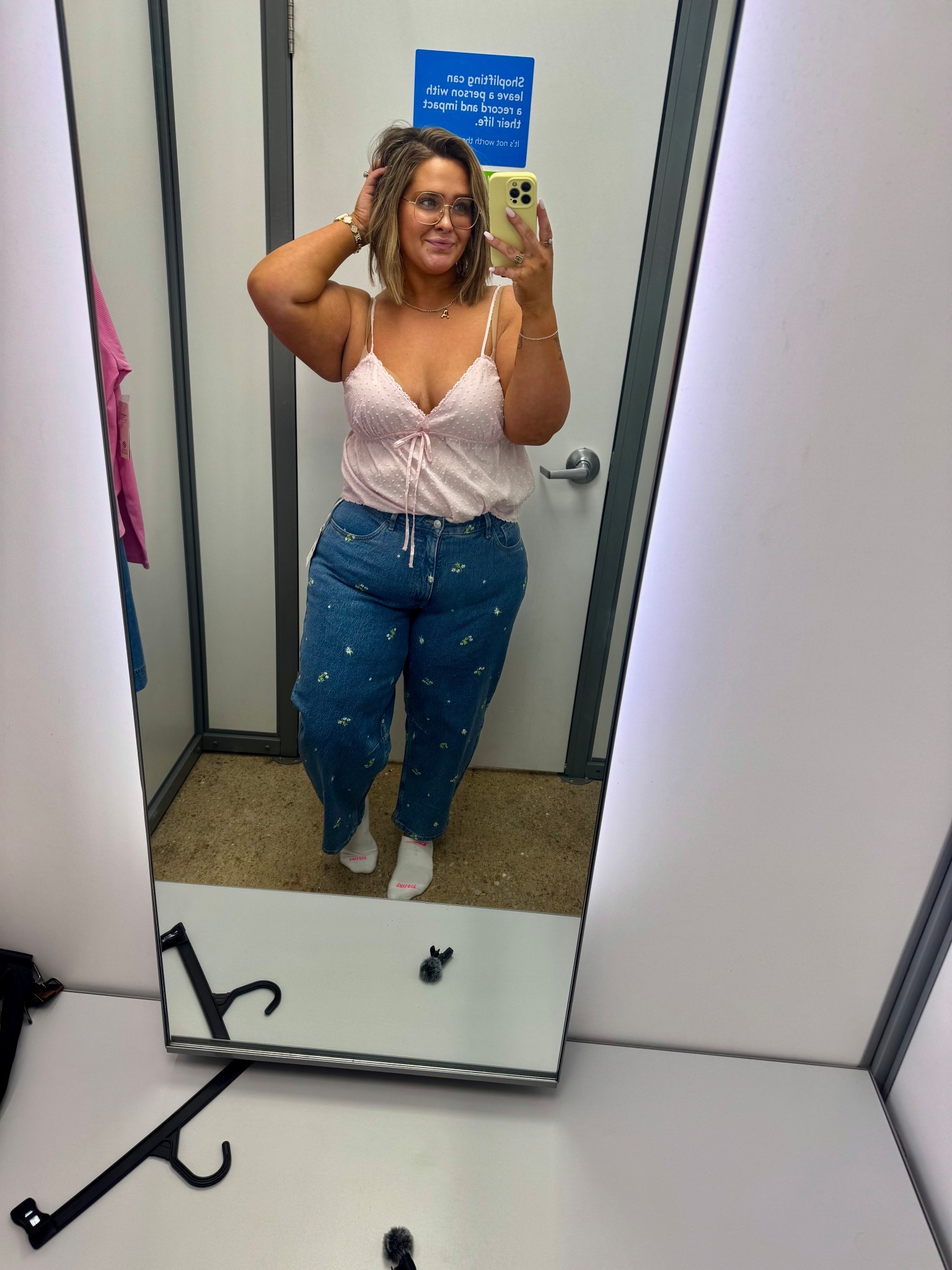 All the spring vibes!! I’m wearing a 14 in the jeans- def needed a 16 - im usually an 18 but I can wear a 16 in free assembly! And a XXL in the top! 

#LTKootd #LTKPlusSize #LTKMidsize