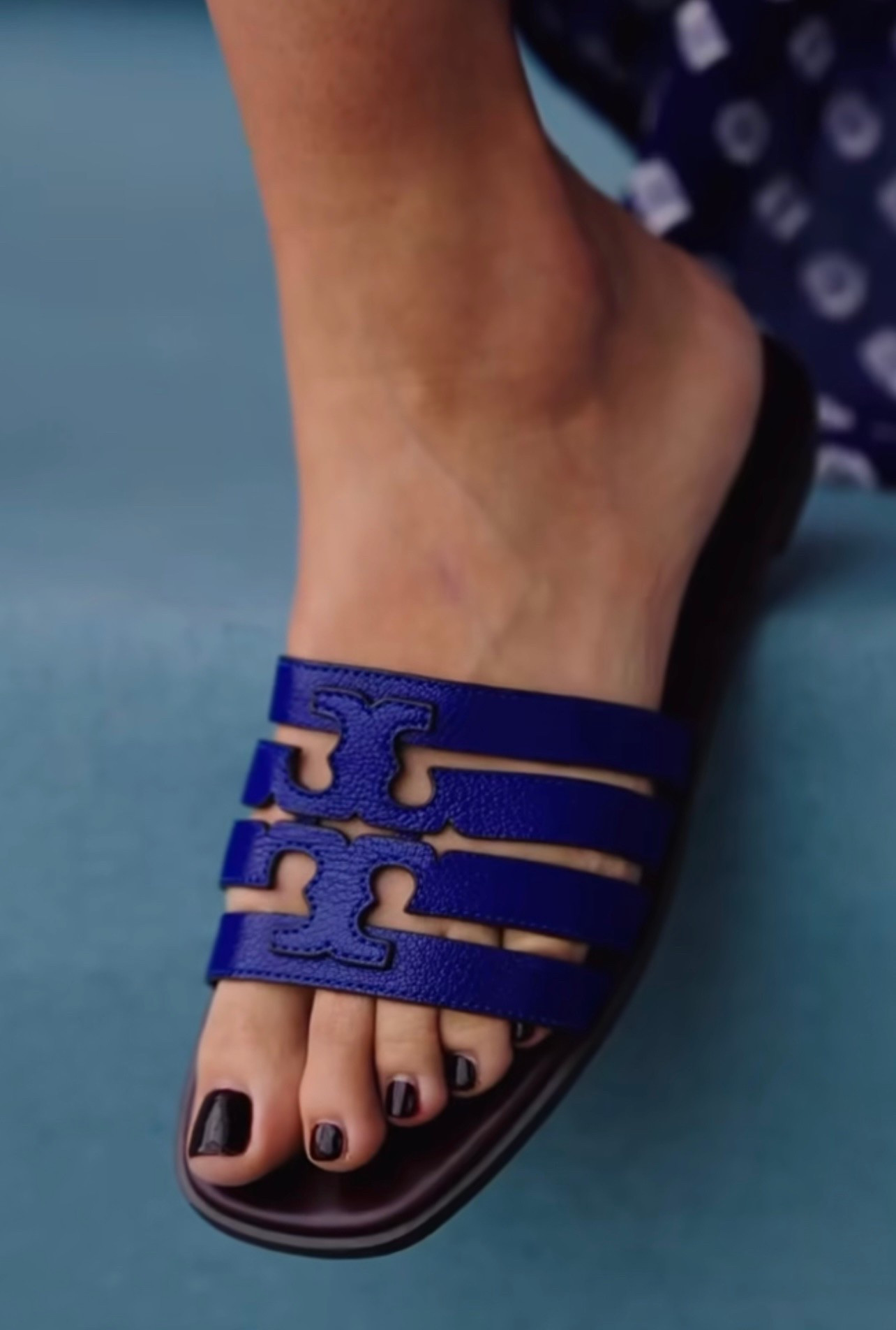 Slide sandals 
Casual shoes
Tori Burch logo sandals
Summer sandals
Spring sandals 


#LTKShoeCrush #LTKSeasonal #LTKStyleTip