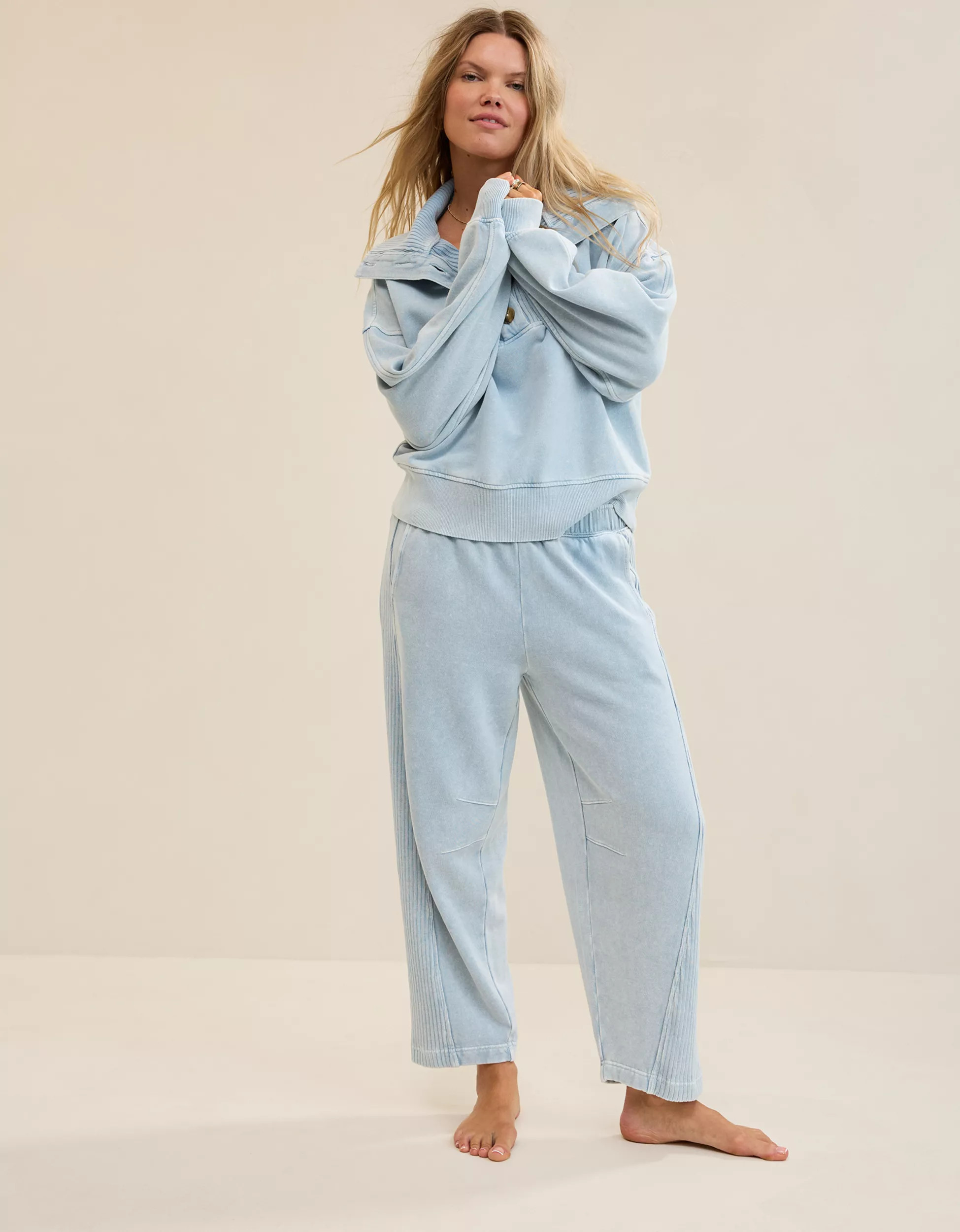 Aerie Oh Snap! Barrel Sweatpant | Aerie