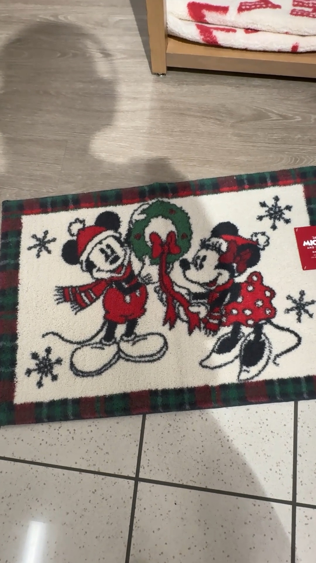 ✨ Holiday magic for the bathroom! ✨ Found this adorable Mickey & Minnie Christmas rug at Kohl’s 🎄🛁 It even has a matching shower curtain (sadly not in store when I went). Currently on sale—perfect time to grab it for a festive Disney touch! ❤️💚 #DisneyHome #HolidayDecor #LTKHoliday

#LTKSeasonal #LTKFamily #LTKHome