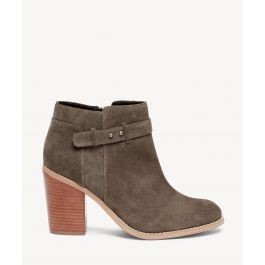 Lyriq | Sole Society (US)