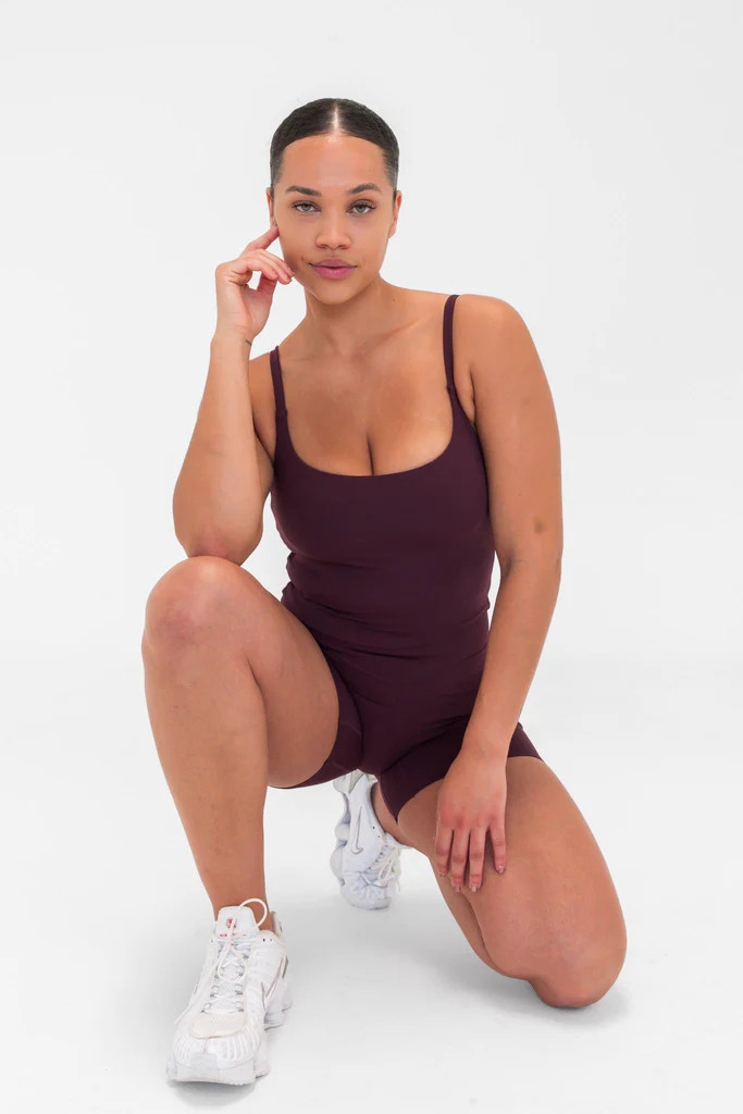 Cloud II™ Scoop Tank - Wine | Vitality