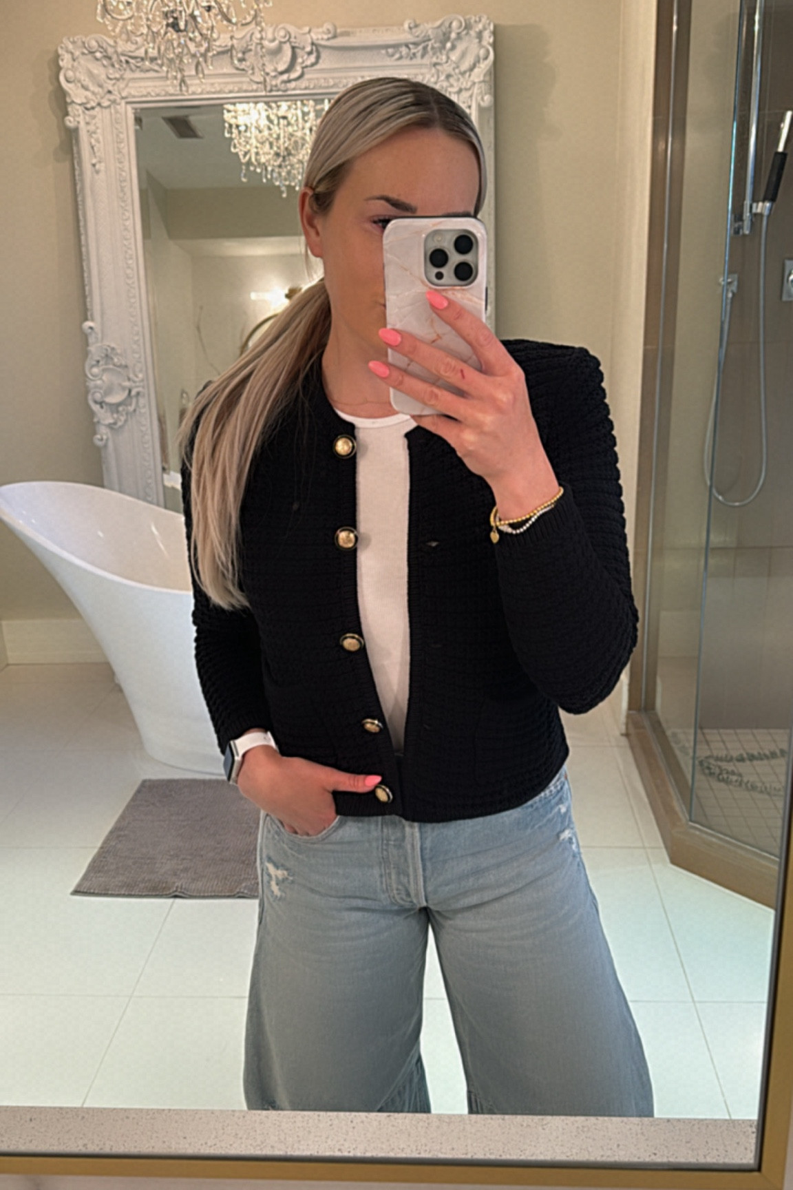 Have this cardigan in a few colors and get so much use out of it! They RARELY go on sale so Score it for 25% off now while you can! 🖤 Wearing size small (1) 

#LTKsalealert