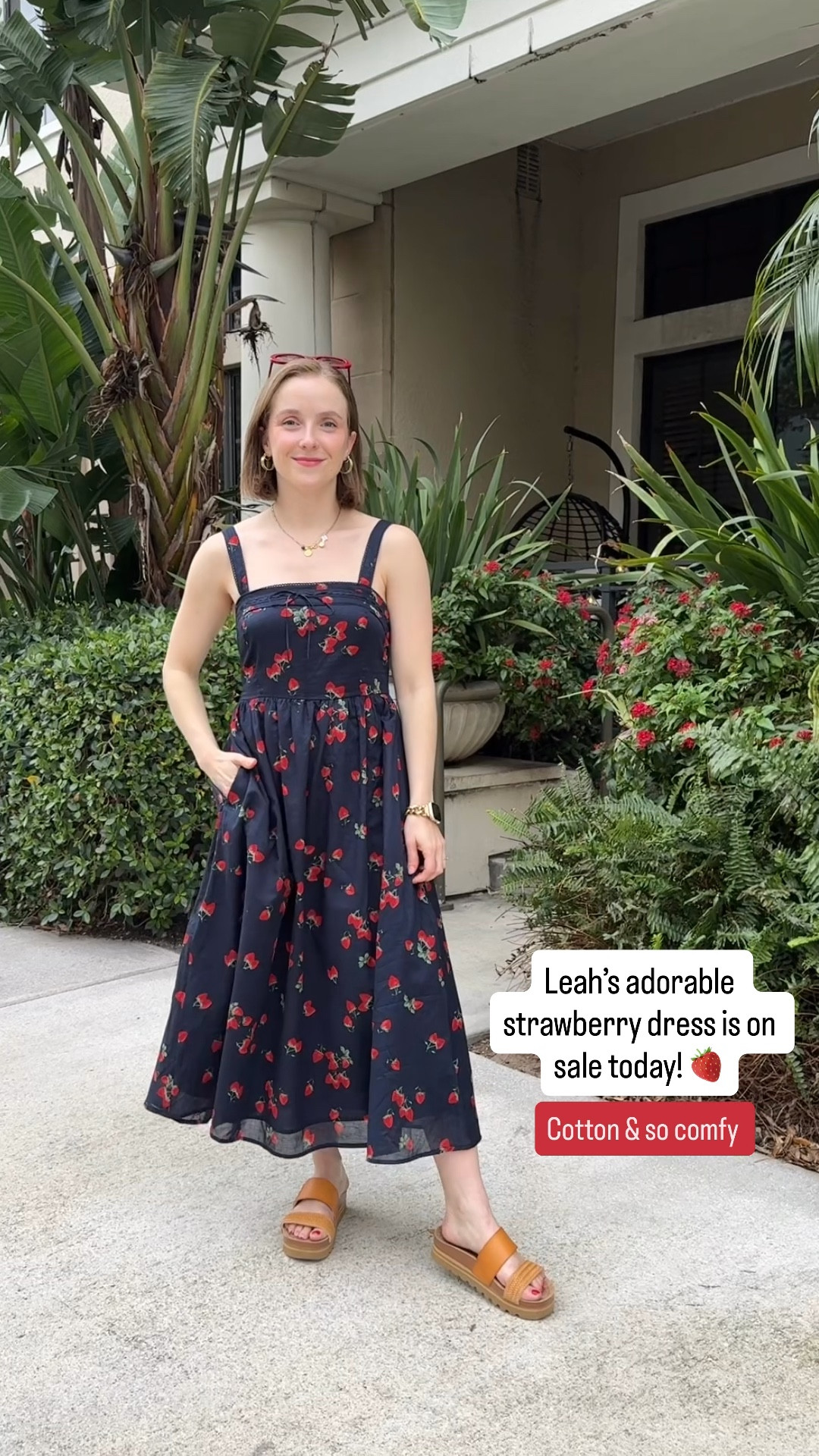 Women’s vacation outfit. Leah’s cute Florida dress is on sale today. Cotton, lined & so comfy. Wearing xs petite  @abercrombie 

#LTKSaleAlert #LTKPetite