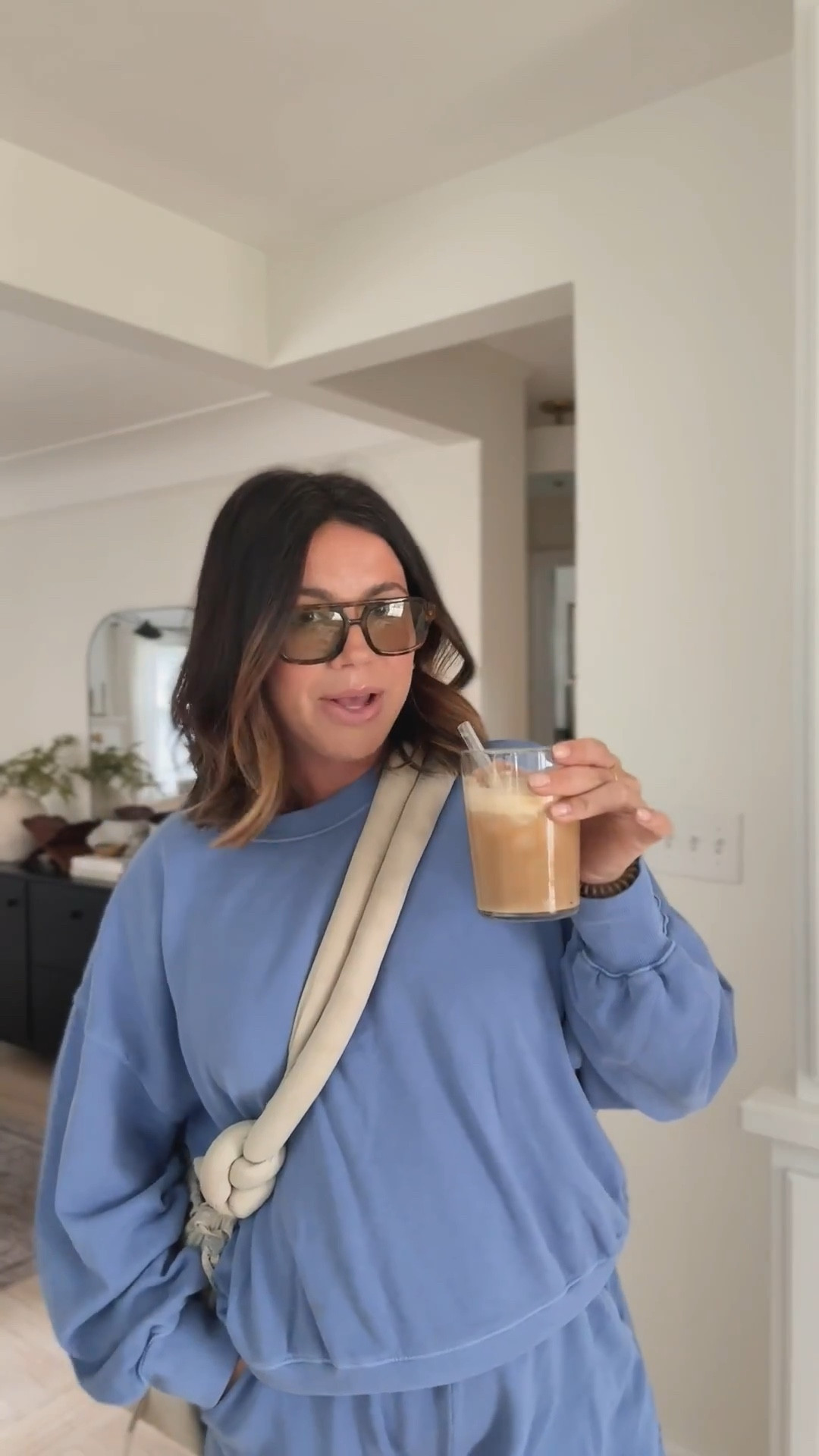 SAHM OOTD

#LTKBump #LTKFindsUnder50 #LTKMidsize