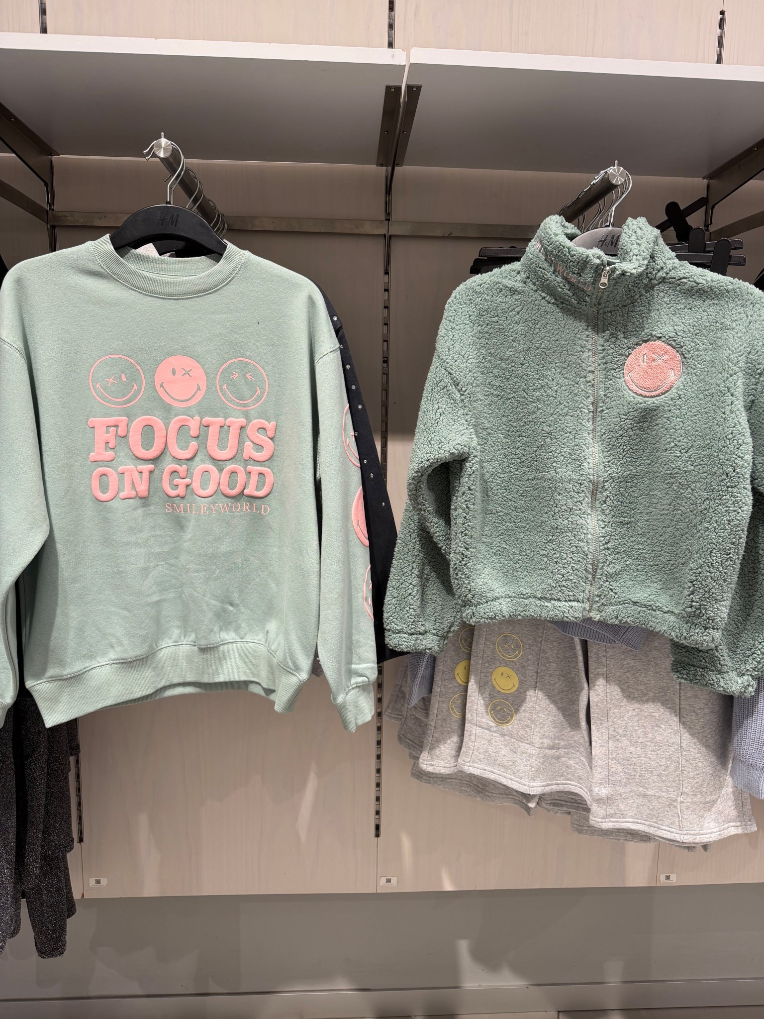 Girls sweaters 

#LTKKids #LTKValentine