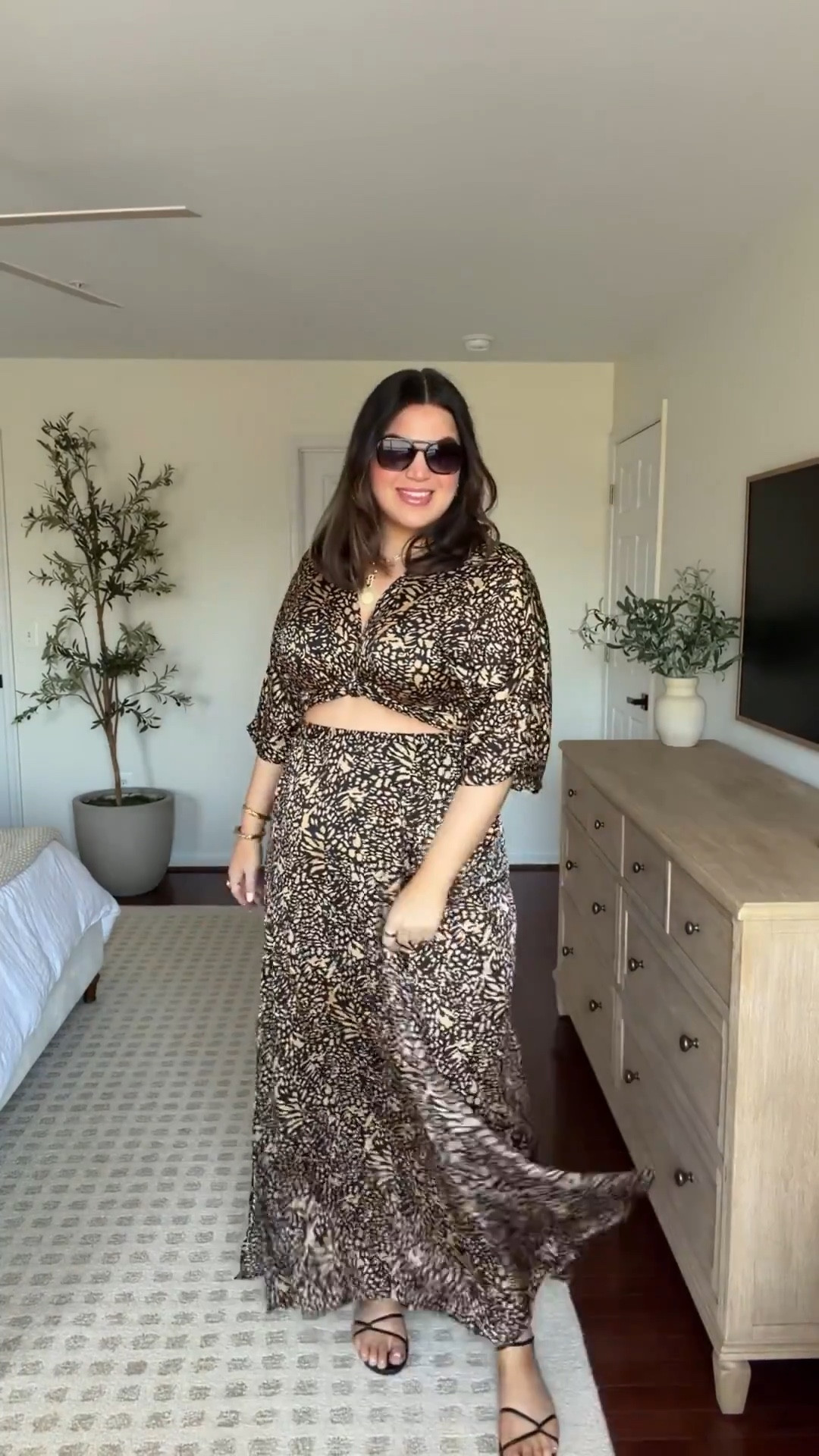 Midsize spring outfit idea! 

Dress - size xl *use code KELLY15 to save 
Sandals - 9 
Perfume @Elizabeth Arden at @Macys 


#LTKootd #LTKTall #LTKMidsize