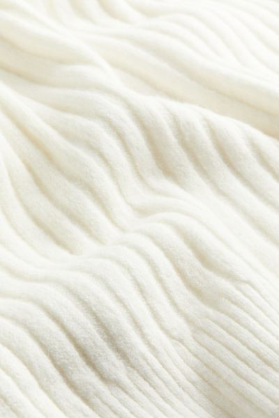 Rib-knit polo-neck jumper - White - Ladies | H&M GB | H&M (UK, MY, IN, SG, PH, TW, HK)