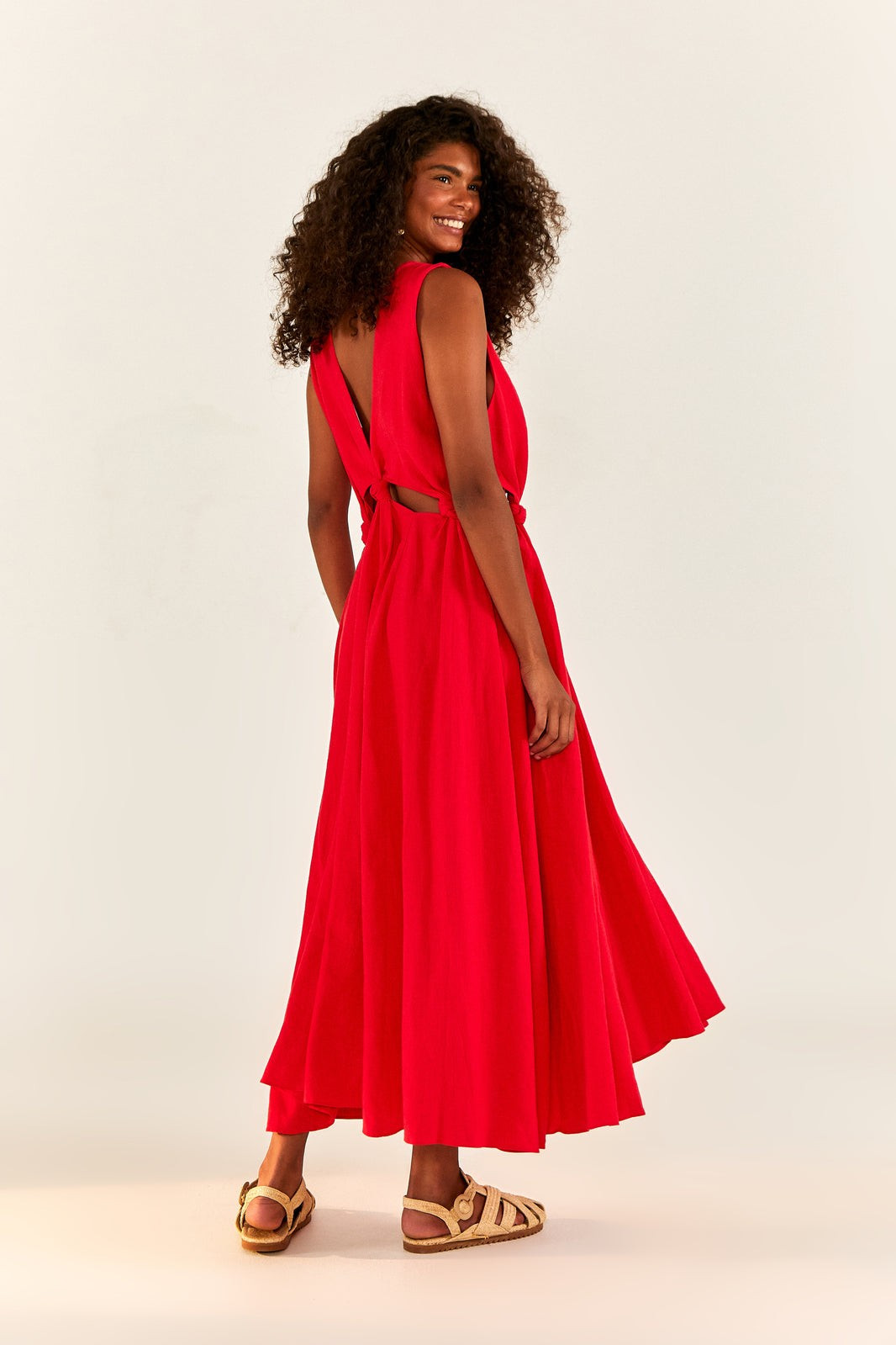 REDCUTOUT MIDI DRESS | FarmRio (US)