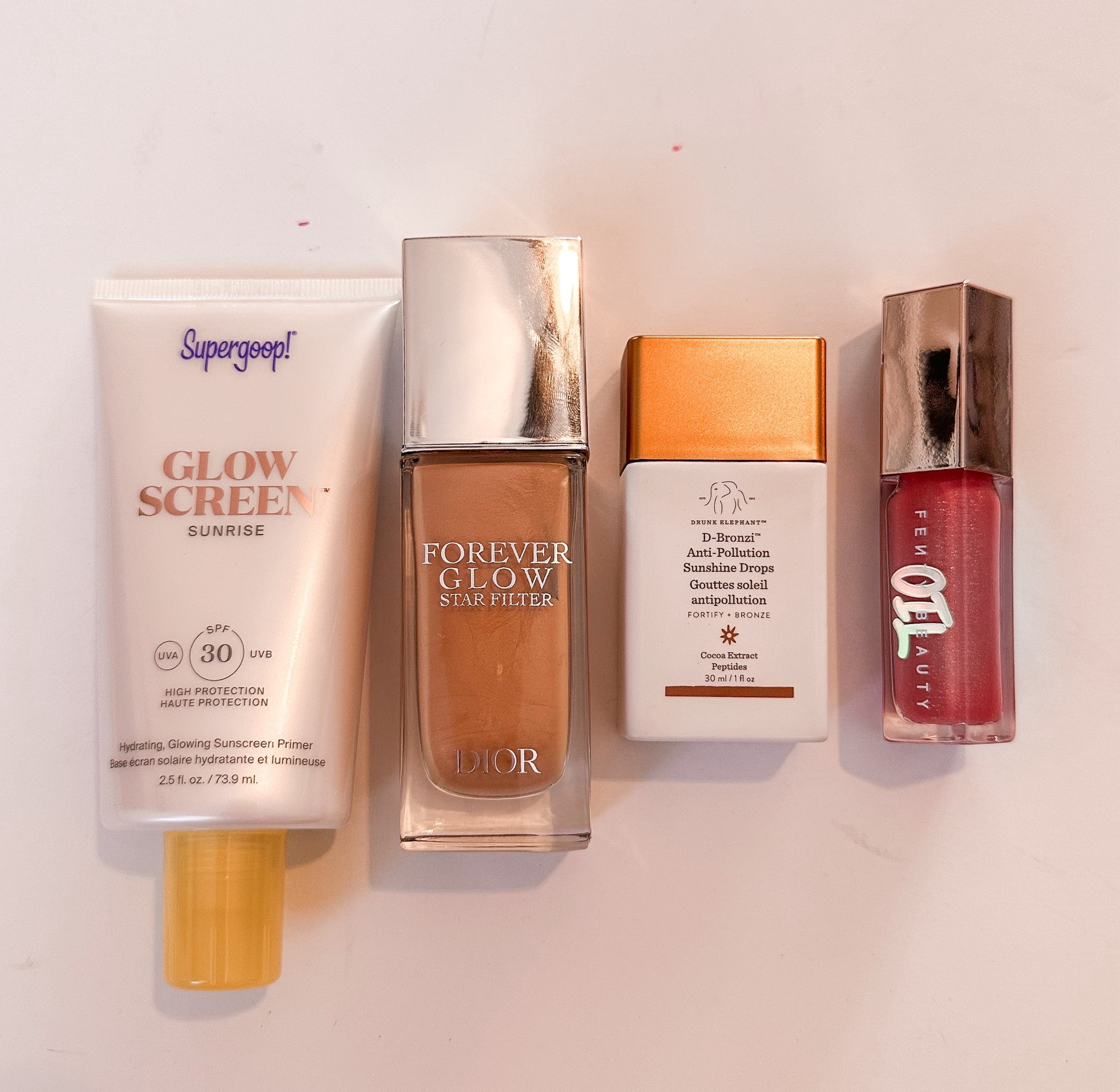 The ✨HOLY GRAIL✨ for dewy, glowy skin - perfect for “no makeup days"

✨ Every time I wear this combo I get stopped by numerous people asking “what I have on my face” or “how my skin looks like that”
✨ (+/-) Drunk Elephant drops depending on if you’re tan
✨I always pack these products if I’m traveling for early mornings 


#LTKFindsUnder100 #LTKTravel #LTKBeauty