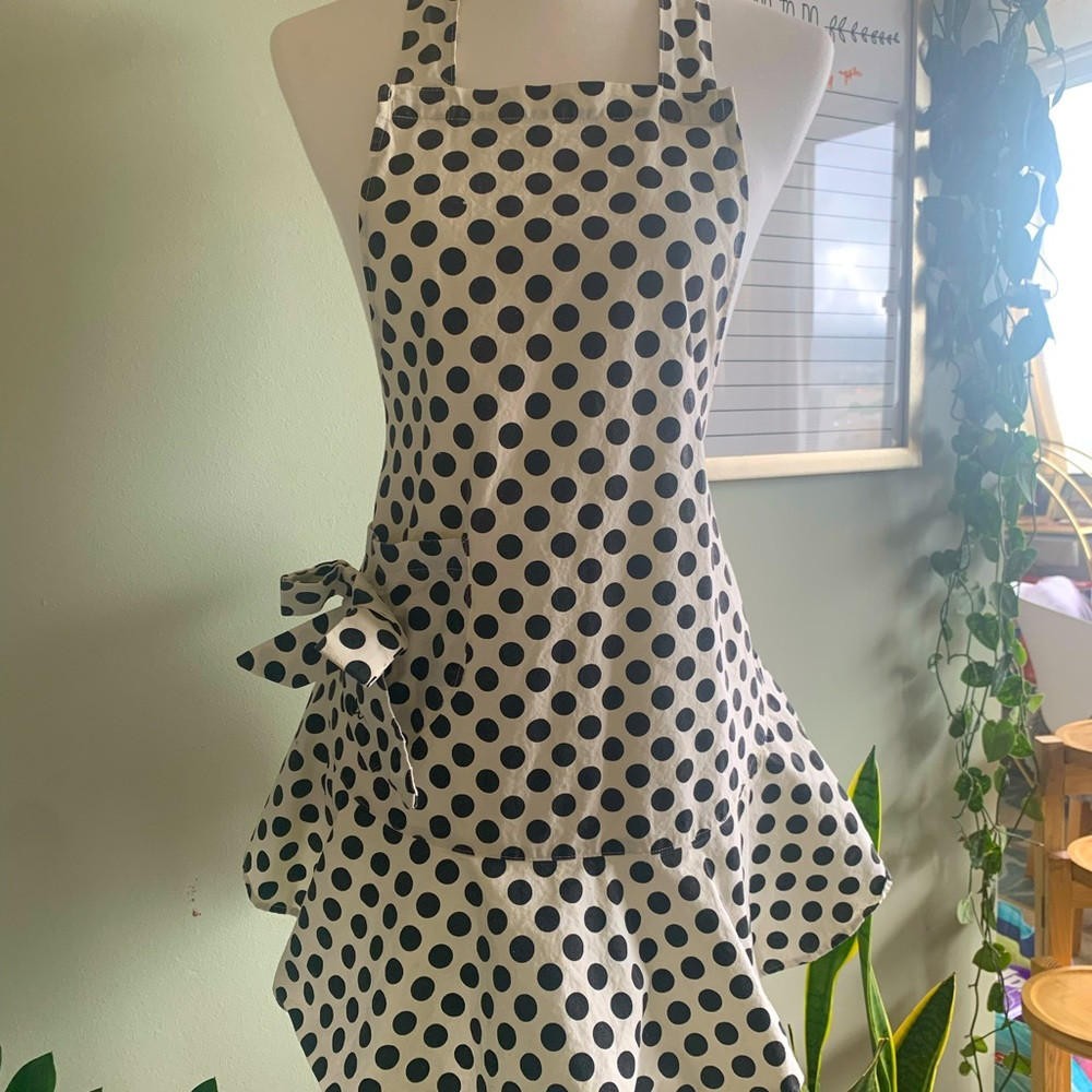 Polka dot apron | Poshmark