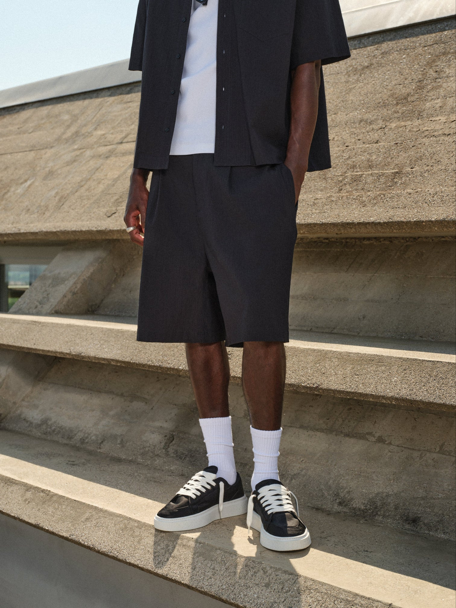 TEXTURED TAILORED SHORTS - BLACK | The Couture Club