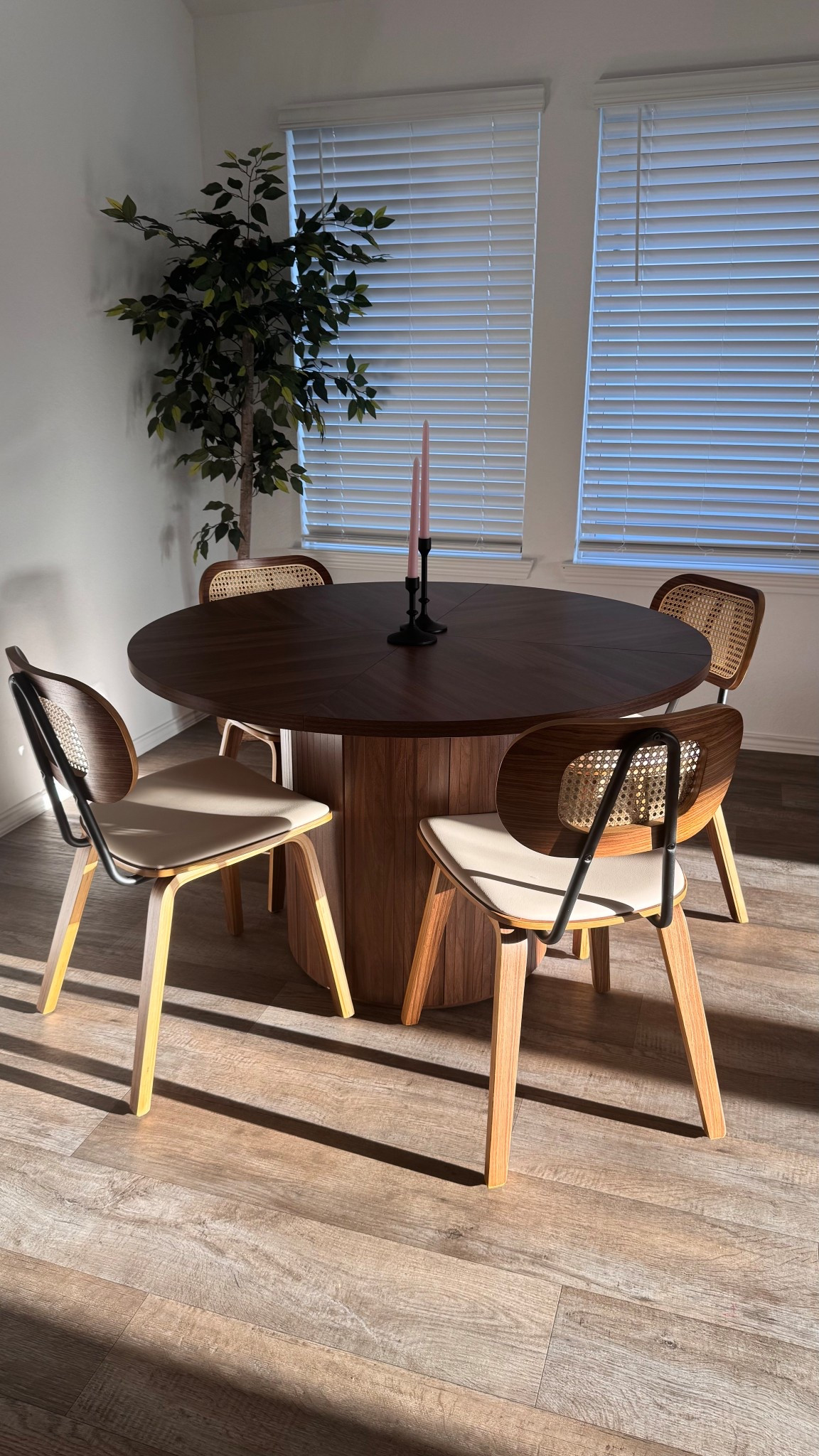 Dinning room🍧 

#LTKSaleAlert #LTKHome #LTKSpringSale