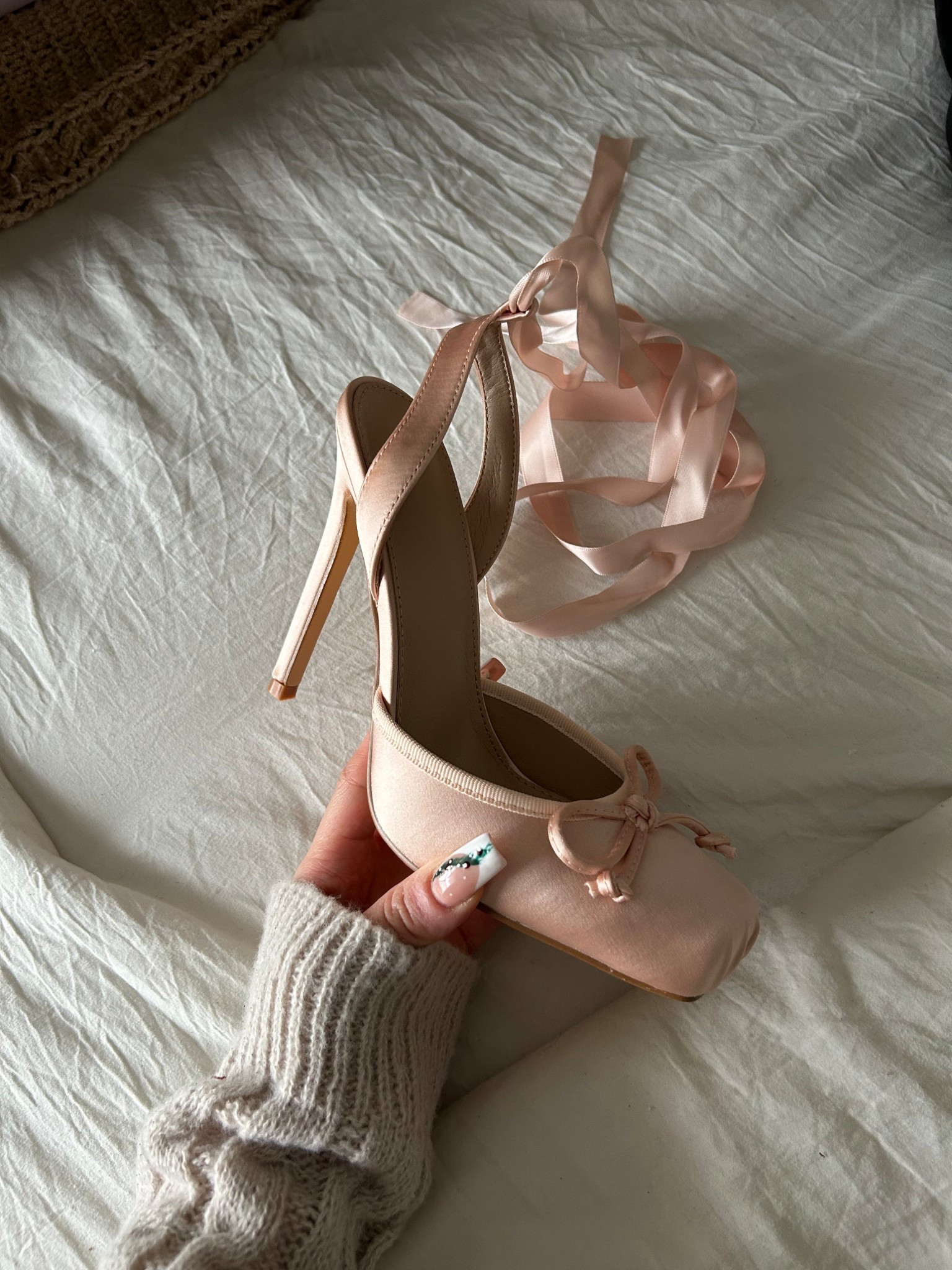 I’m completely obsessed over this find ! The ballerina in me is so excited for this trend of ballet heels 🩰 

#LTKFindsUnder100 #LTKootd