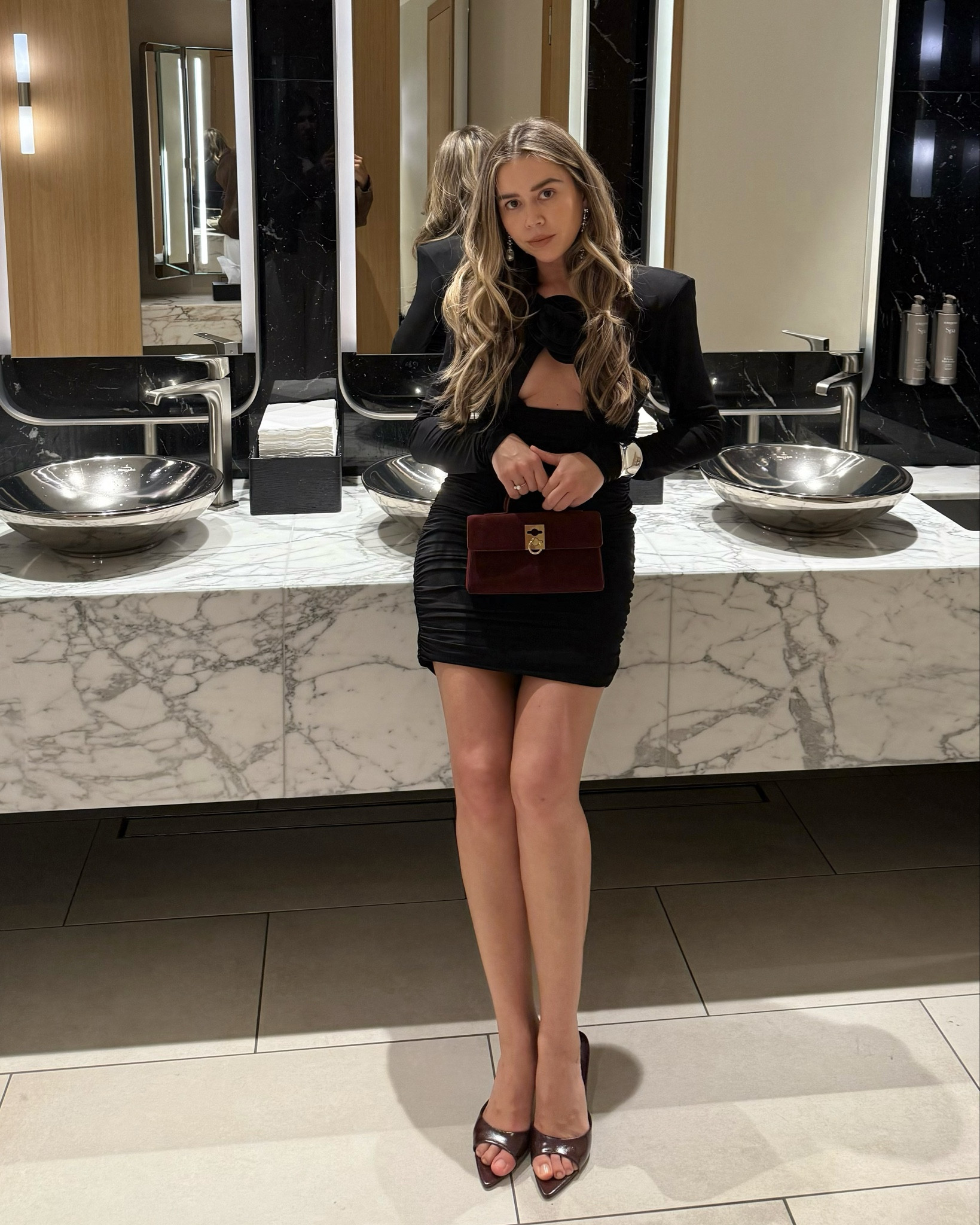 Evening look🍒🍁🖤

#LTKeurope #LTKkleider #LTKdatenight