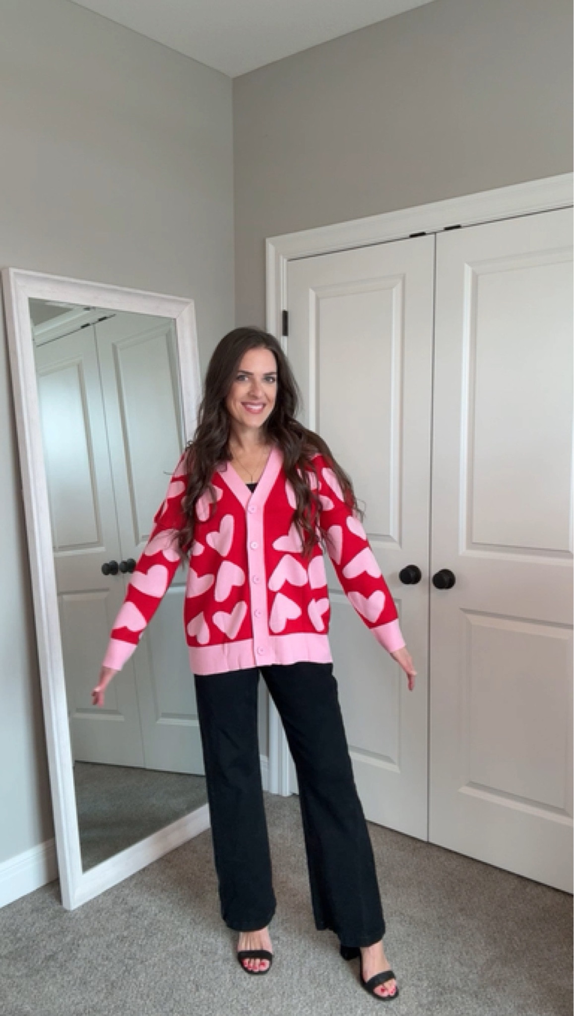 Valentine’s Day winter outfit idea—Amazon sweater look, casual Valentine’s outfit, cozy February fashion

#LTKValentine #LTKSeasonal #LTKootd