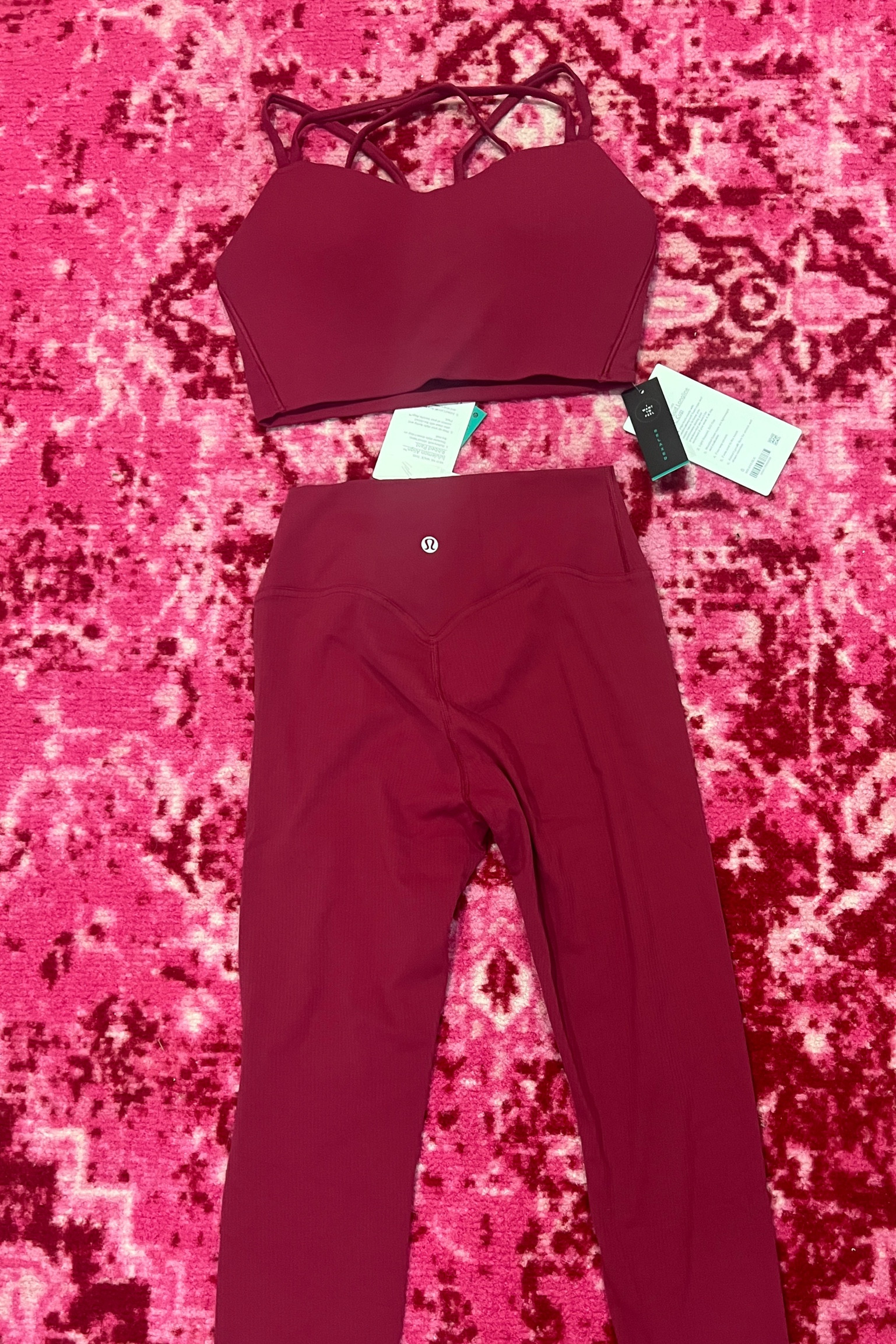 Ribbed lulu set $20 a piece! 