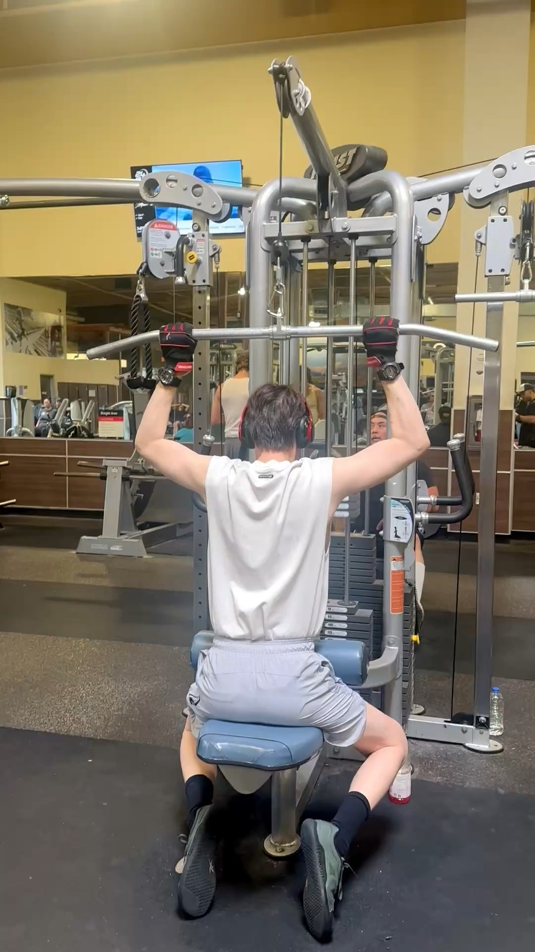 Sunday strength session. Serious weight training is part of the discipline — building strength, supporting longevity, and showing up consistently. Finishing the weekend strong and setting the tone for the week ahead.

#SundayWorkout #StrengthTraining #WeightTraining #ProgressOverPerfection #FitnessMotivation #TrainHard #HealthyAging #MuscleMatters #LongevityLifestyle #WeekendWorkout

#LTKActive #LTKfitnessgoals