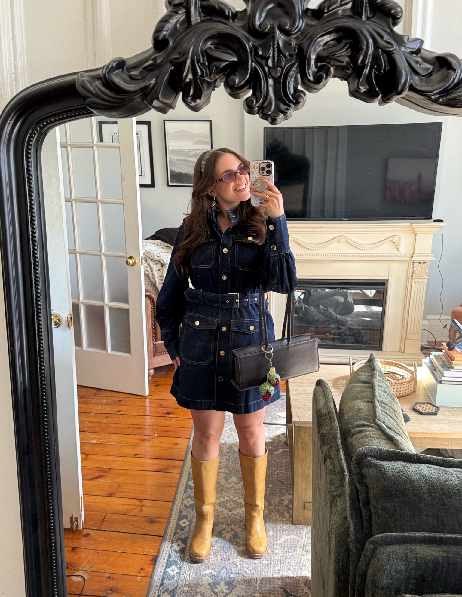 Cutest little denim outfit🥰🖤 

#LTKootd