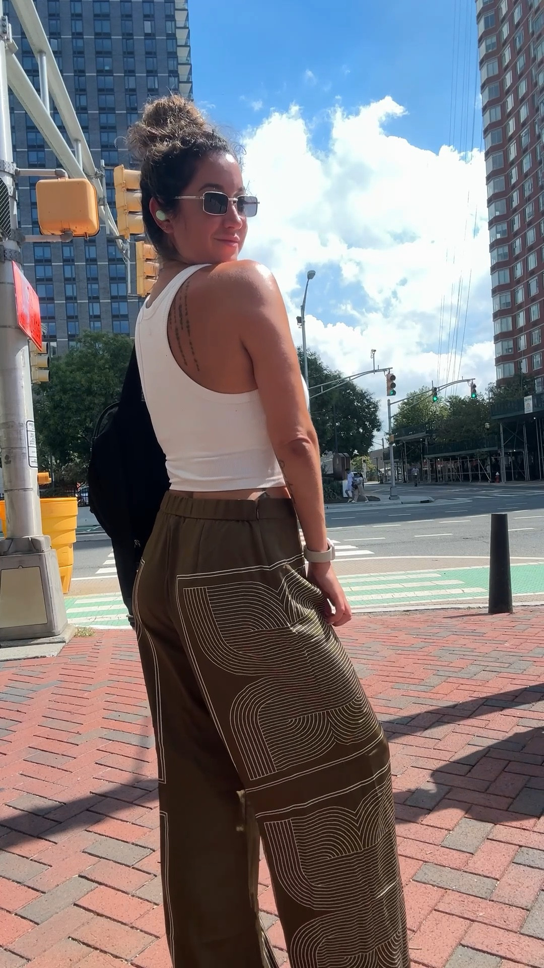 I’m wearing a size M in these pants pants because I wanted them a little baggier. I could have worn a small for a more snug fit.

Top is also a M!

#LTKTravel #LTKFindsUnder100 #LTKStyleTip