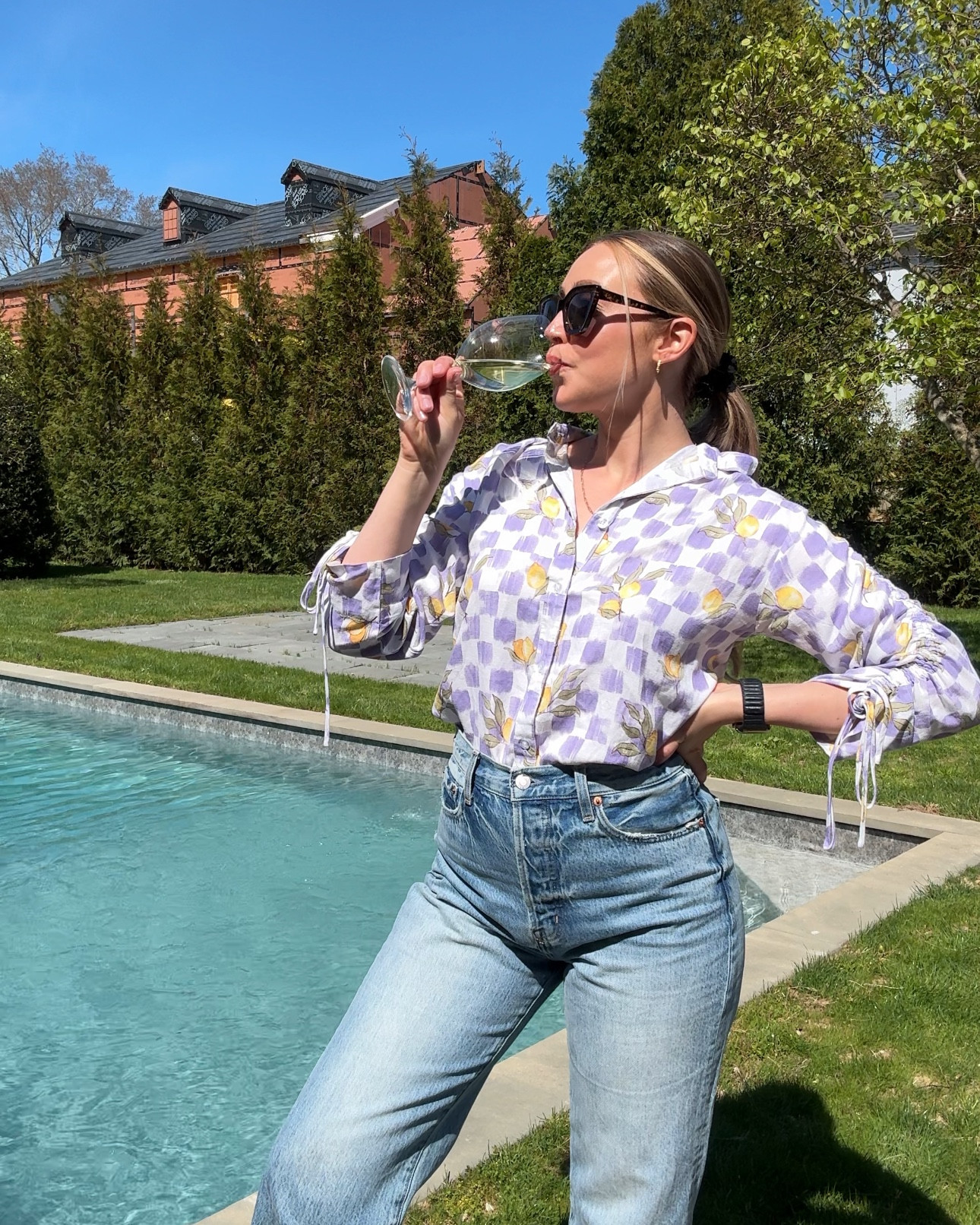 This shirt 🍋🍋🍋🍋 

#LTKSeasonal #LTKfindsunder100 #LTKmidsize