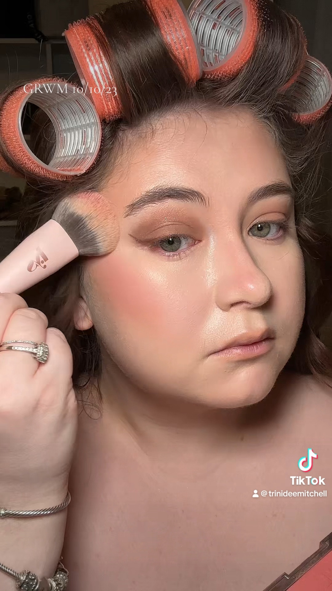 Get ready with me 10/10/23

#LTKfindsunder100 #LTKHoliday #LTKbeauty