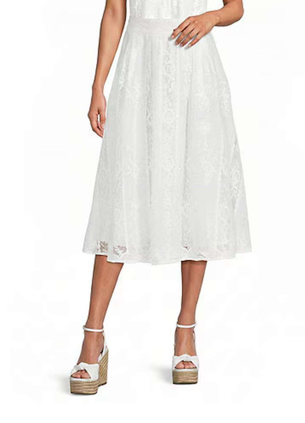 matching skirt to the lace top! i got a size small! 

#LTKootd #LTKSeasonal