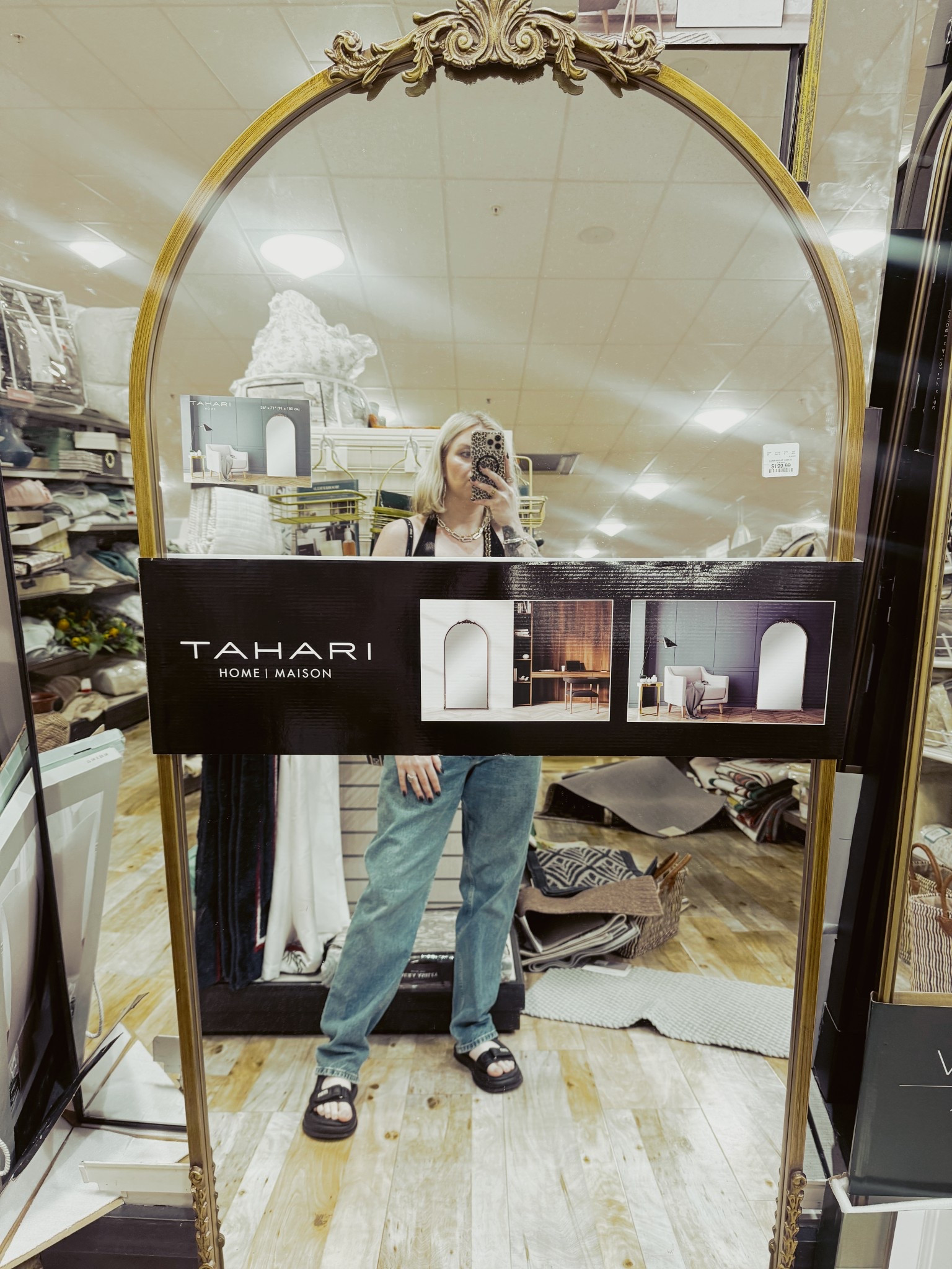 Found the perfect gold arched mirror that gives total Nancy Meyers meets Parisian apartment vibes  🪞#homefinds #ltkhome”

#LTKSaleAlert #LTKHoliday #LTKHome