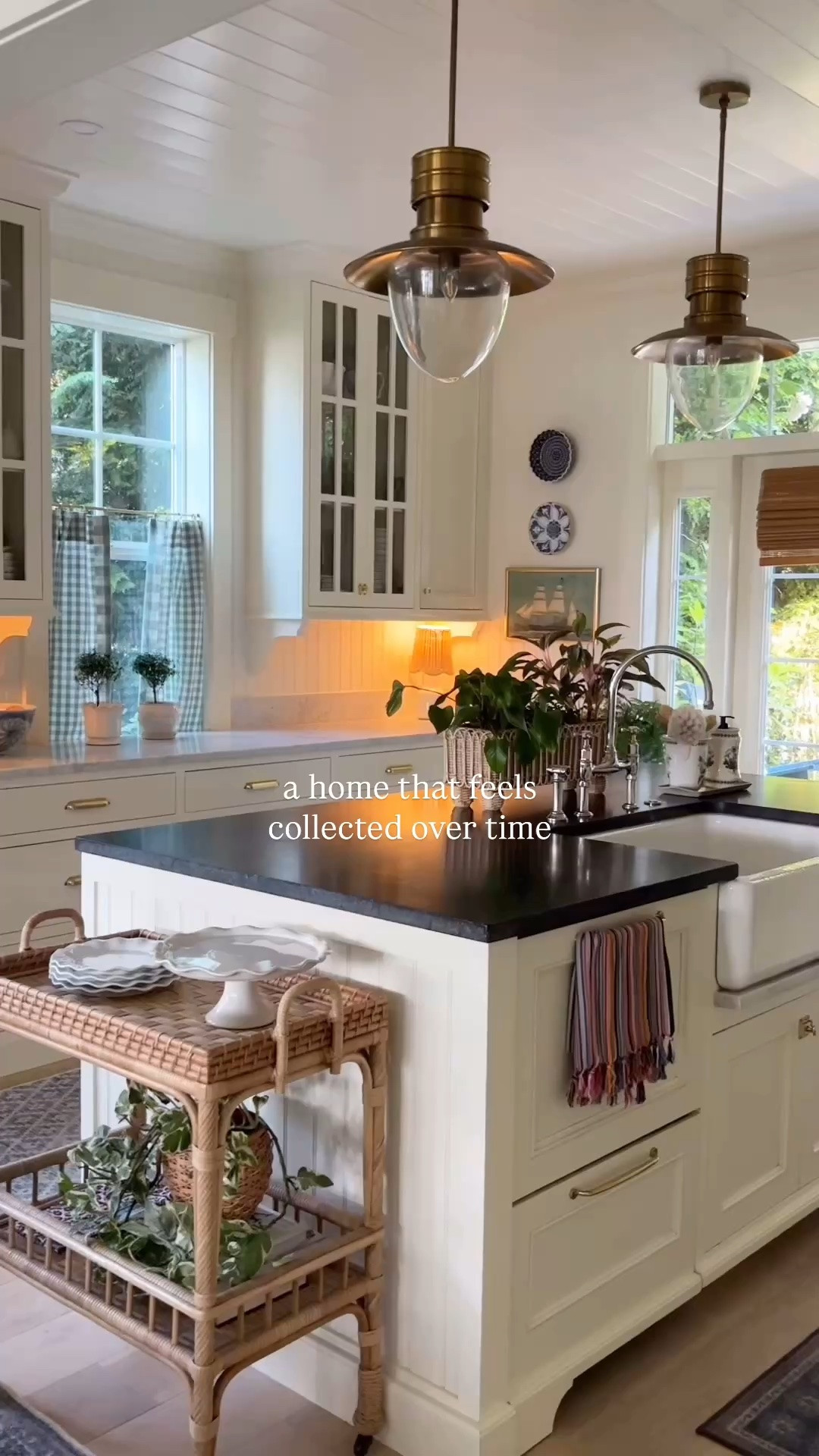 Cozy collected home 🤍

#LTKHome #LTKSeasonal #LTKSaleAlert