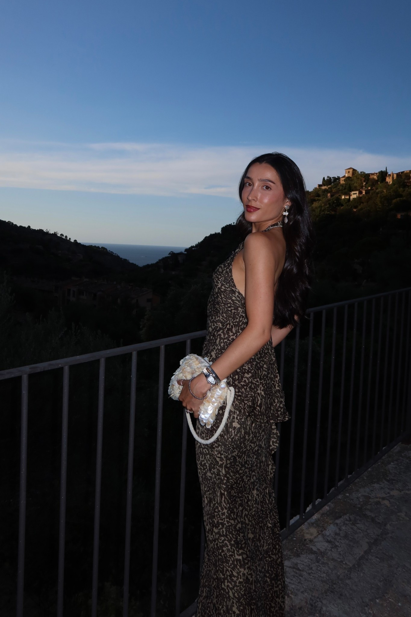 One of my favorite vacation looks, love these pieces together and as separates! Wearing XS.

#LTKShoeCrush #LTKStyleTip